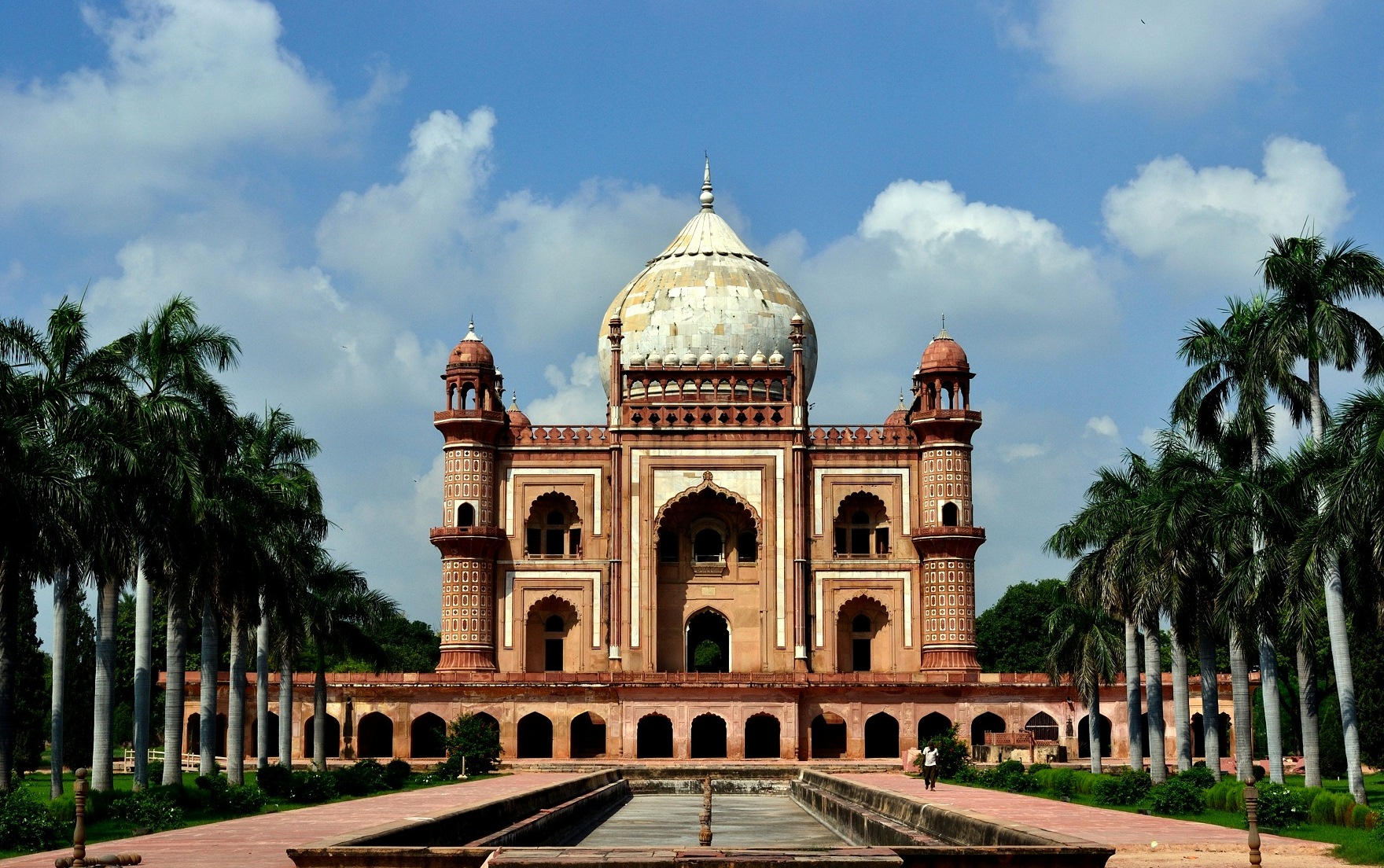 File:Safdar Jang's Tomb, Delhi .jpg - Wikimedia Commons