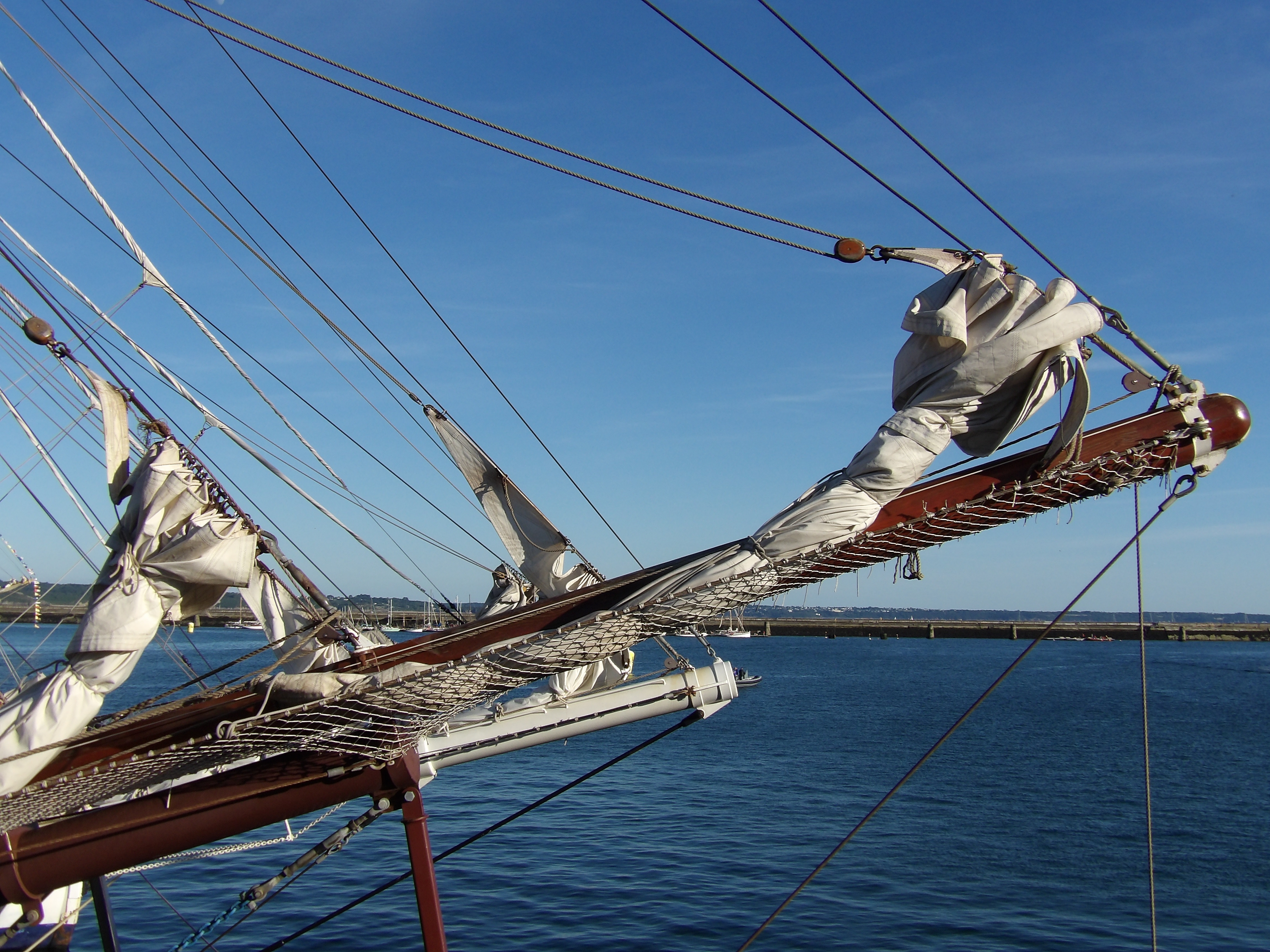 Free Images : sea, water, rope, boat, vehicle, mast, sailboat, sail ...