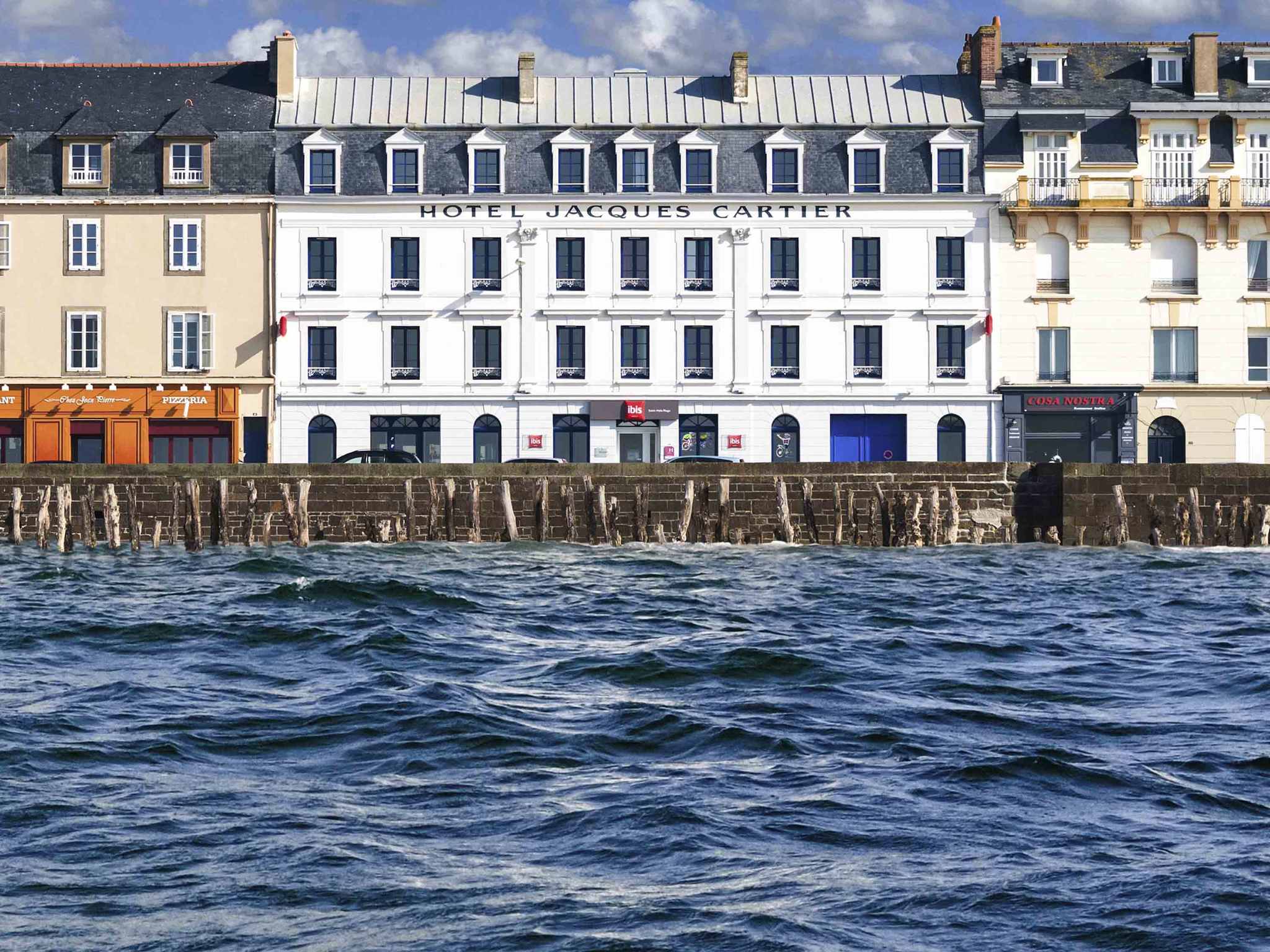 Hotel in SAINT MALO - ibis Saint Malo Plage