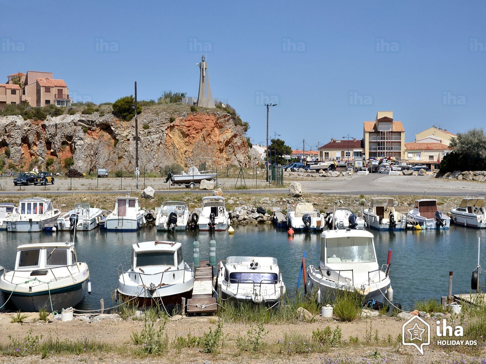 Saint-Pierre-sur-Mer rentals for your holidays with IHA direct