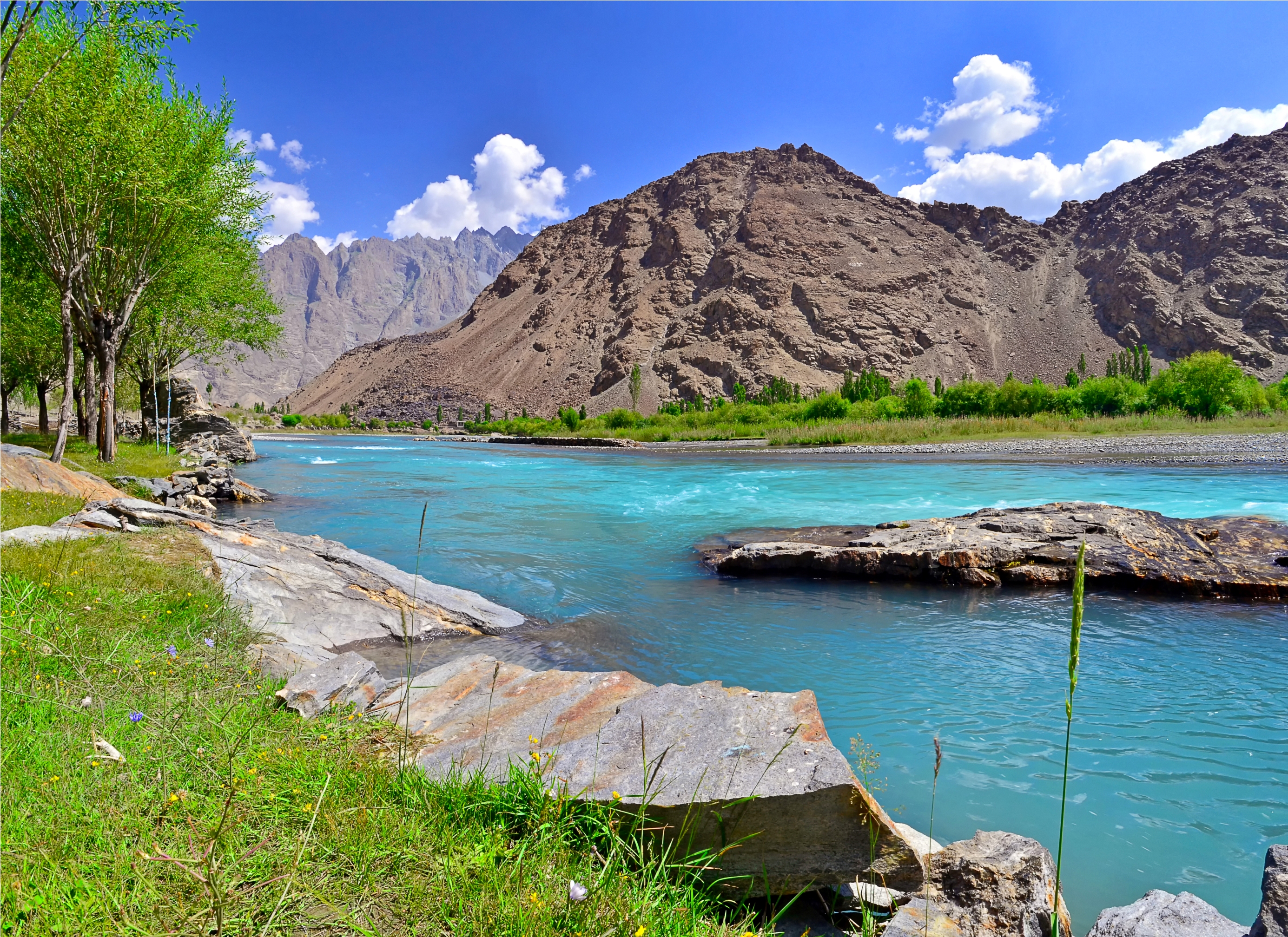 File:Soog Valley, Skardu, Gilgit Baltistan.jpg - Wikimedia Commons
