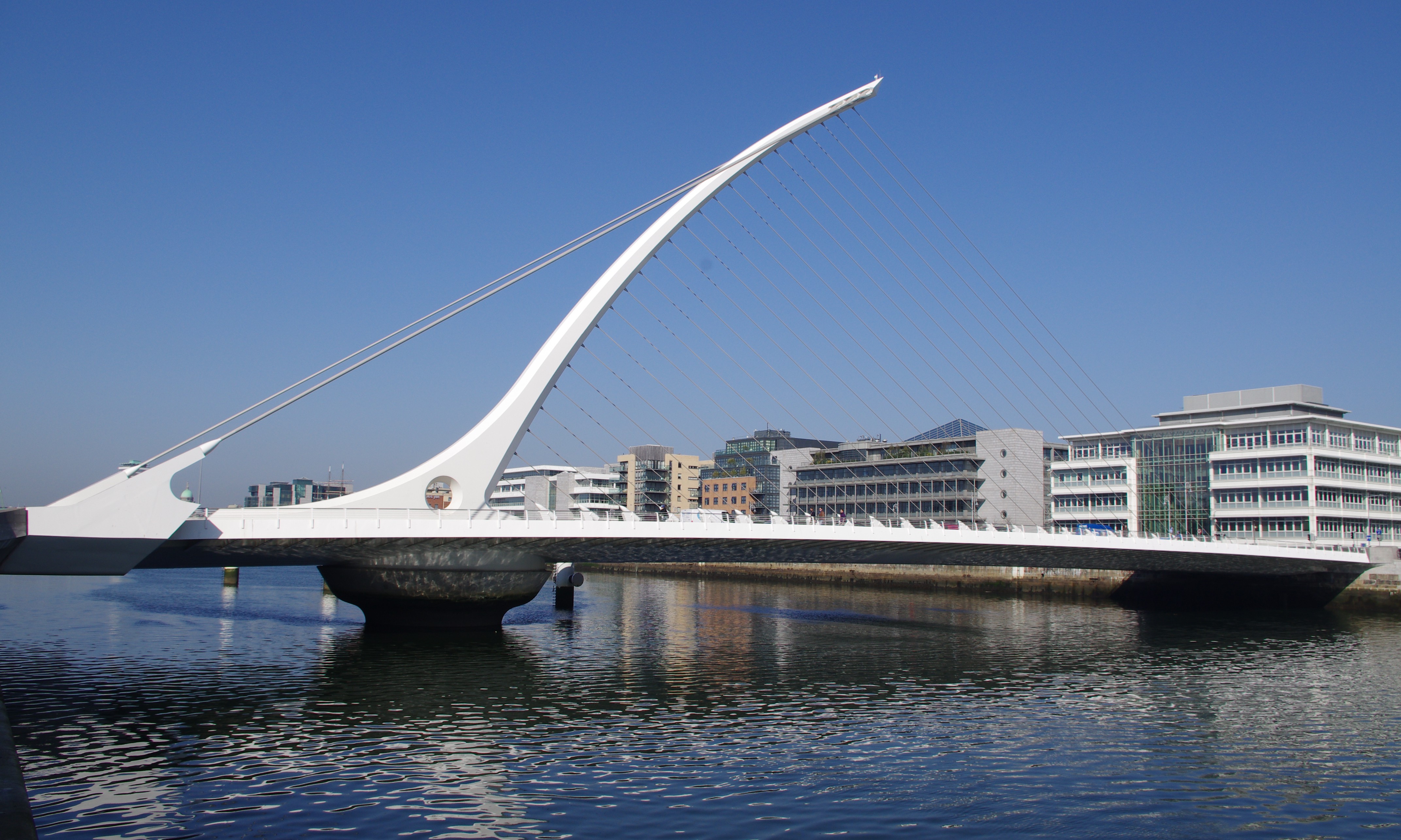 File:Samuel Beckett Bridge, Dublin.jpg - Wikimedia Commons