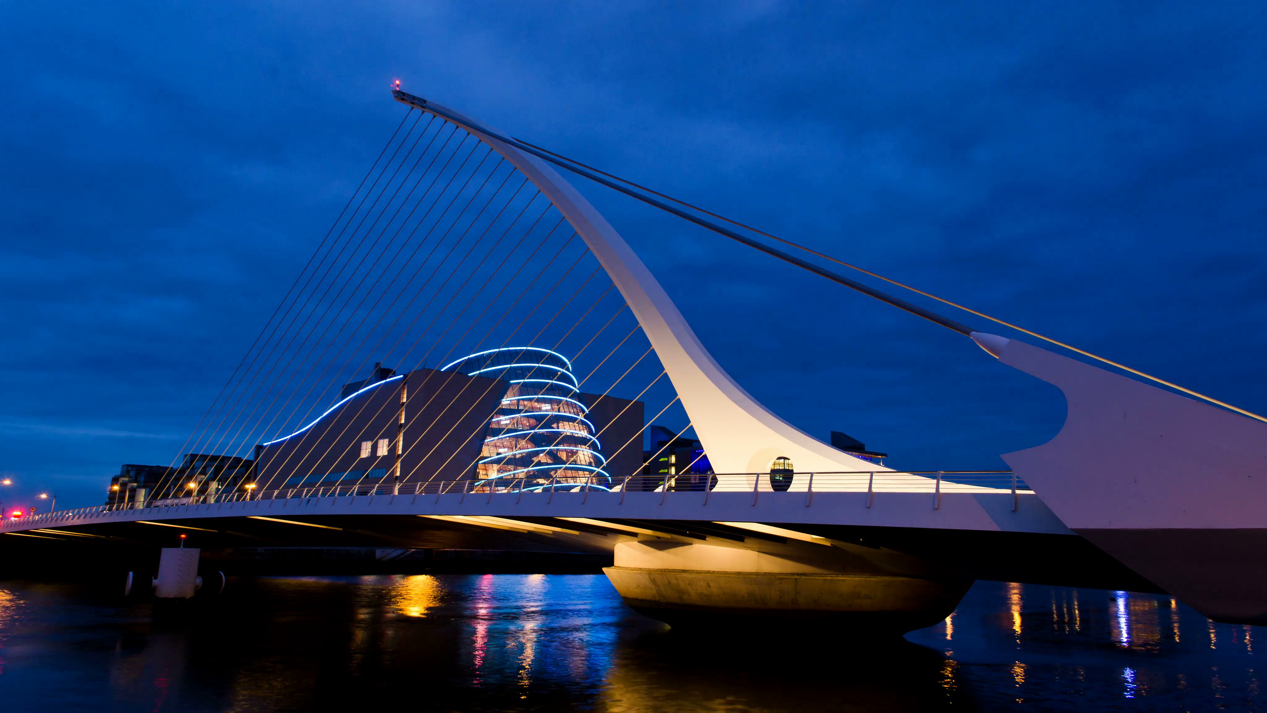Samuel Beckett bridge night time lapse, Dublin Ireland. 4K. Stock ...