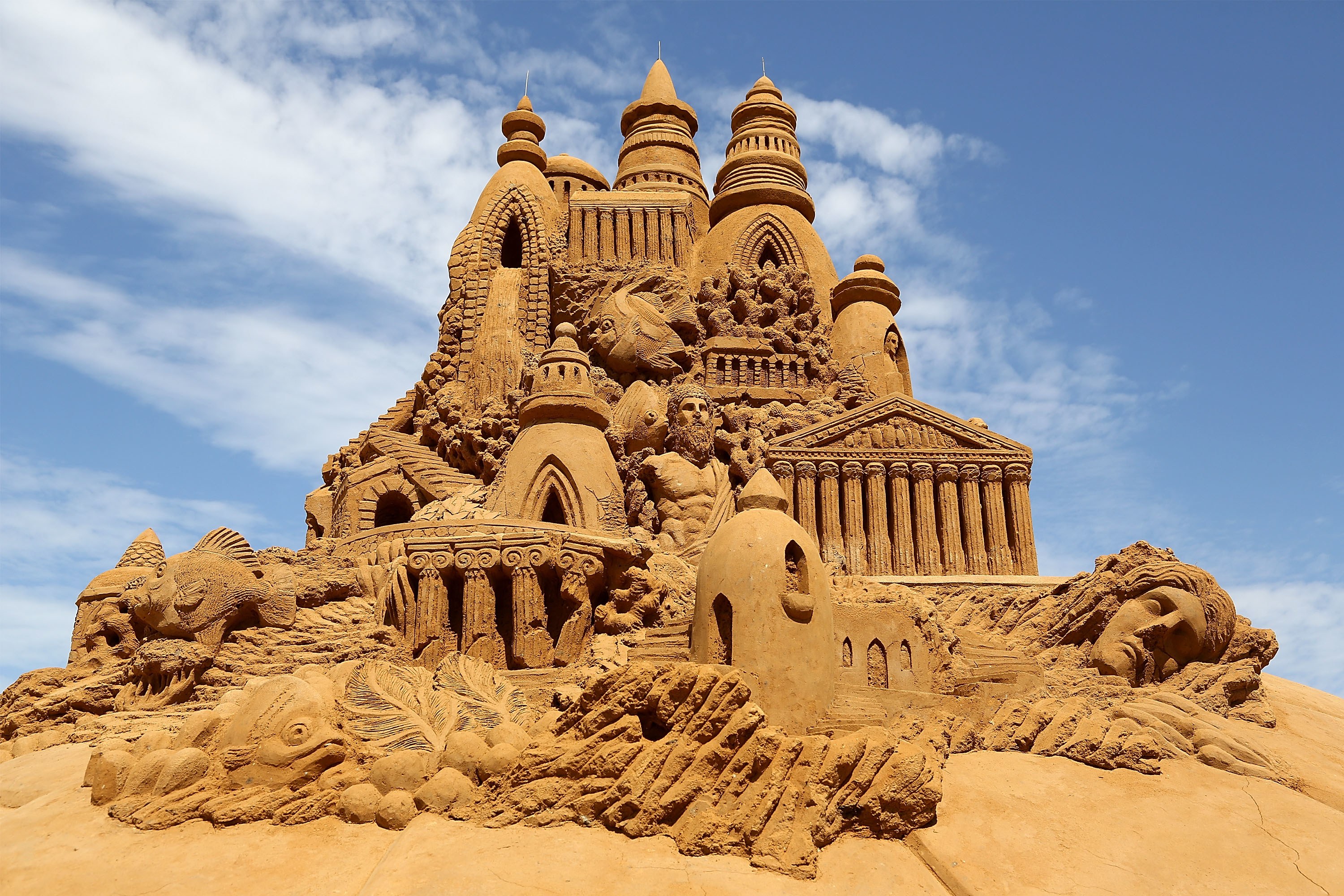 14 Incredible Sand Sculptures: From the Taj Mahal to China's ...