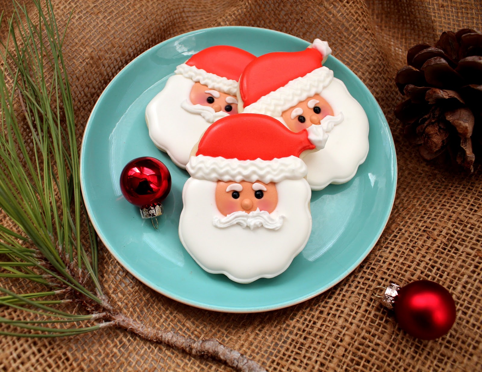 Santa Face Cookies Recipe and Tutorial | In Katrina's Kitchen