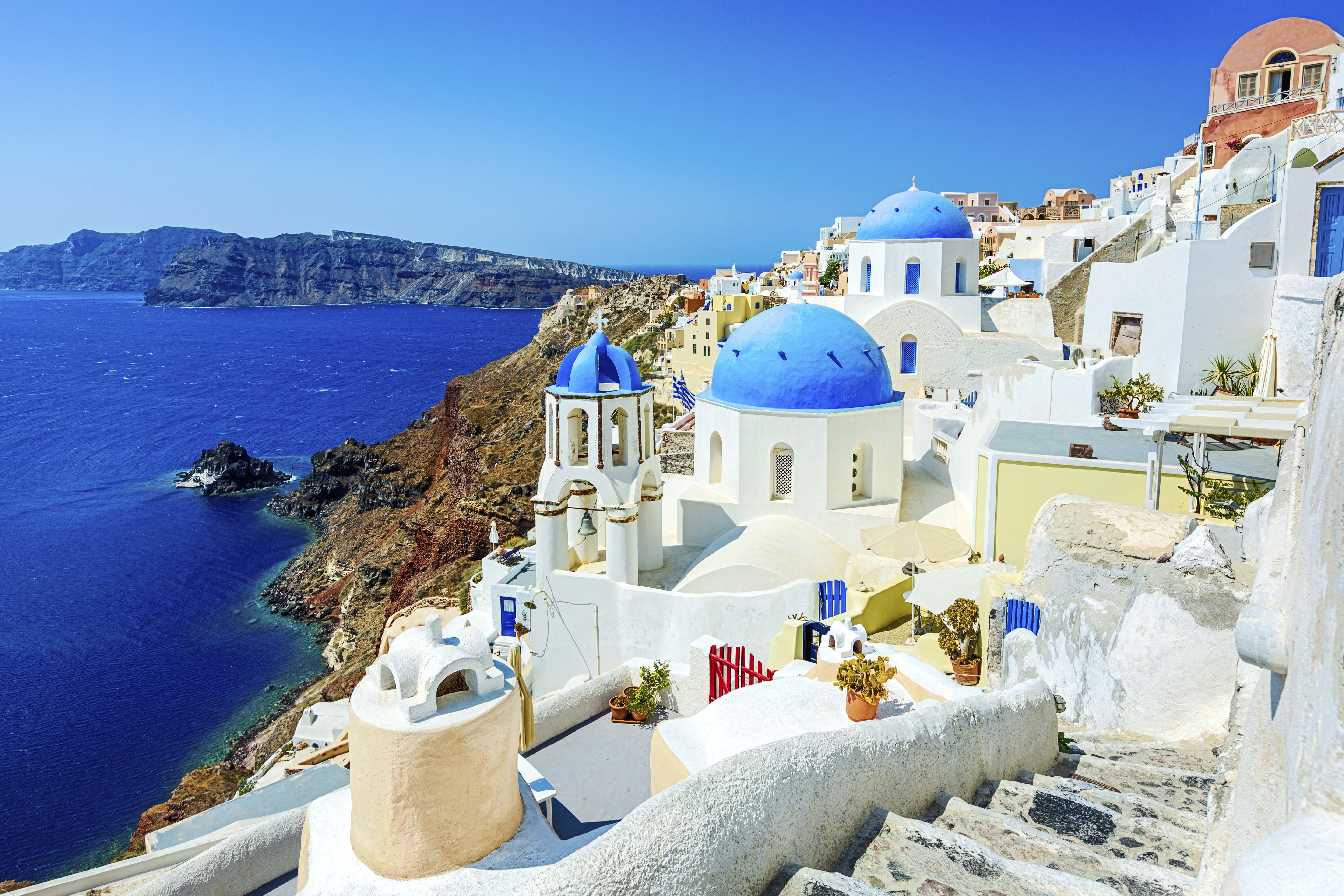 A Postcard from Santorini - Into the Blue | Ryanair Travel Blog