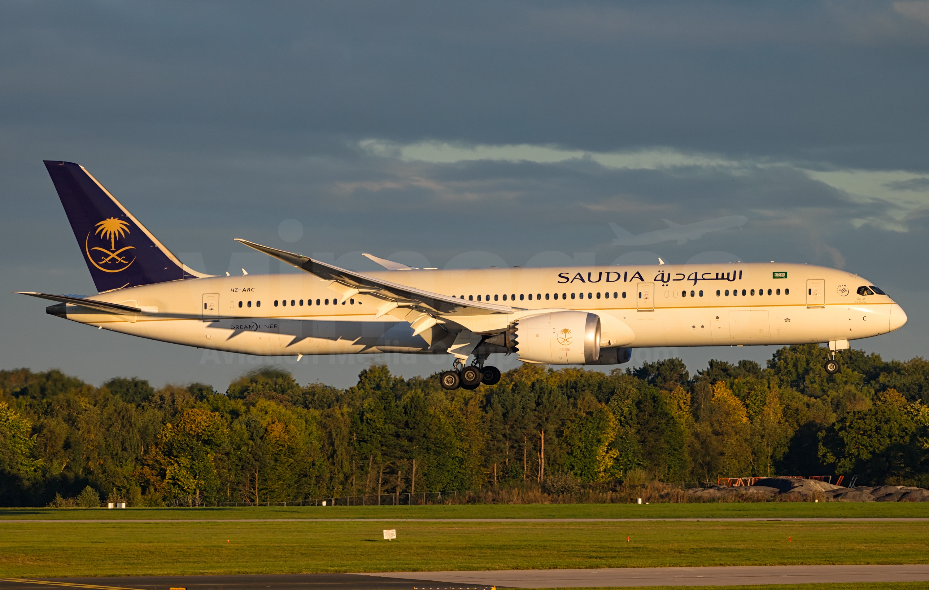 Saudi Airlines Boeing 787-9 Dreamliner HZ-ARC – v1images Aviation Media