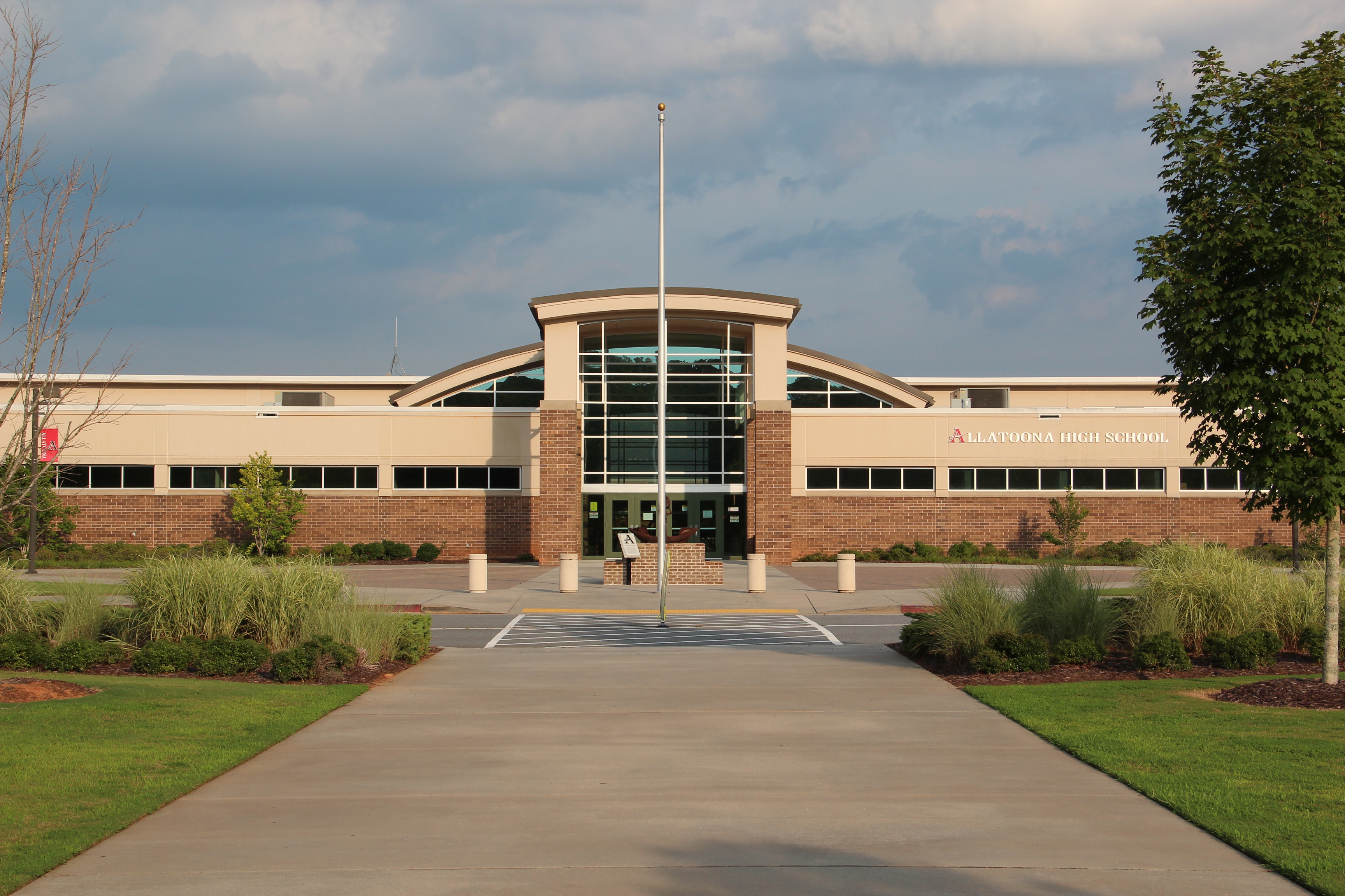 File:Allatoona High School, Cobb County, Georgia.JPG - Wikimedia Commons