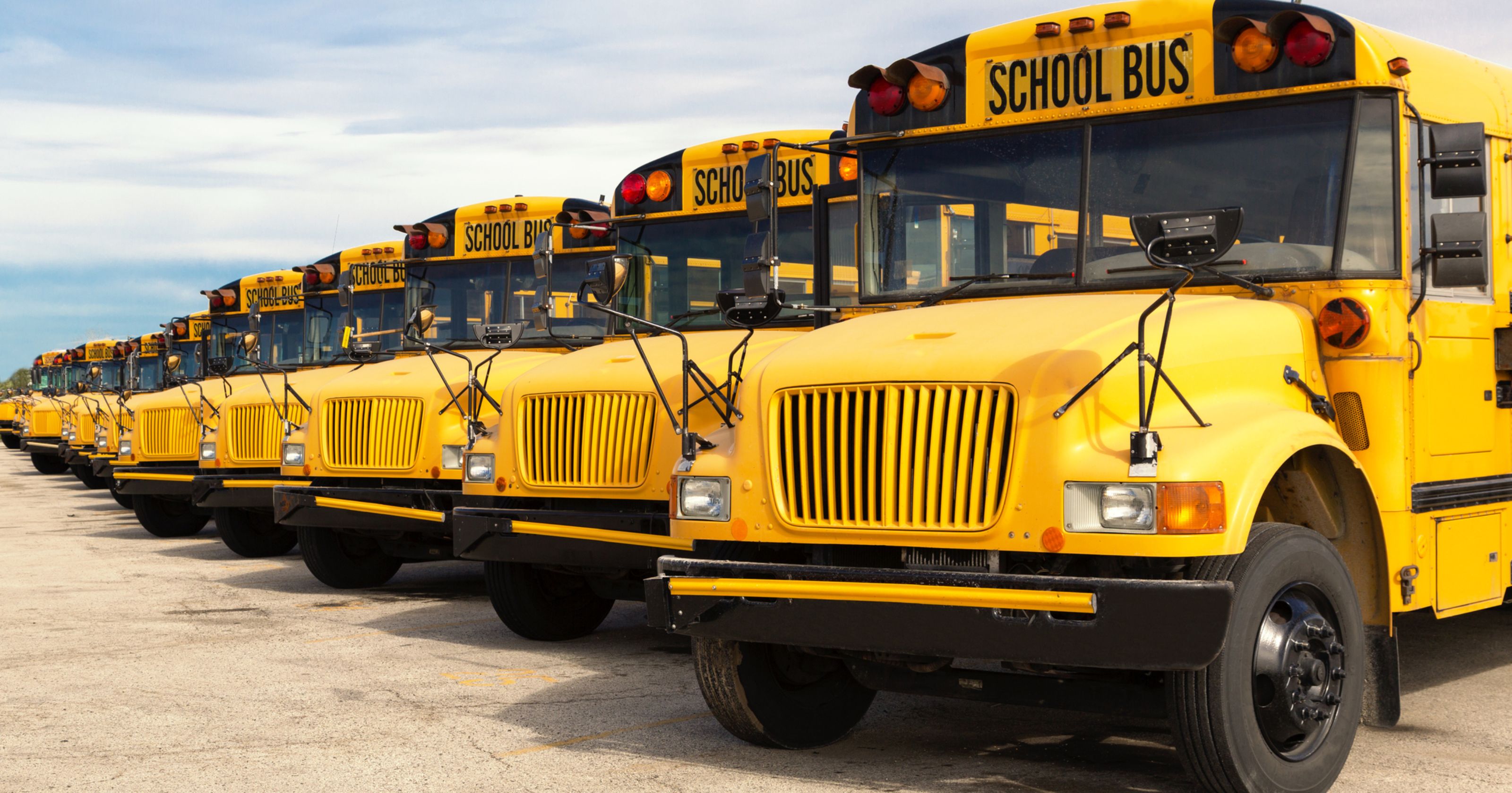 Controversial Detroit school bus plan OK'd