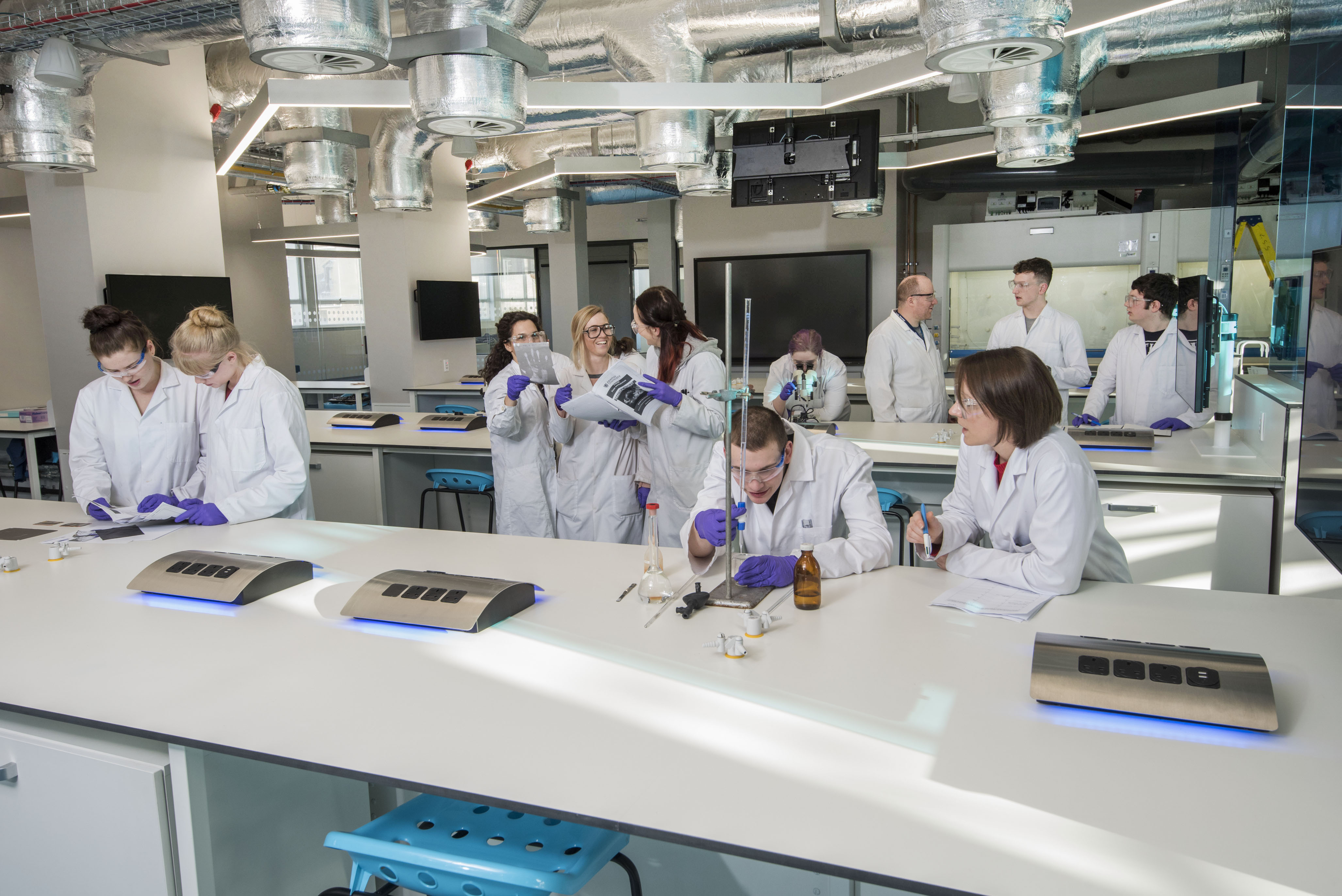 Abertay University Science Lab | Dundee and Angus Chamber of Commerce