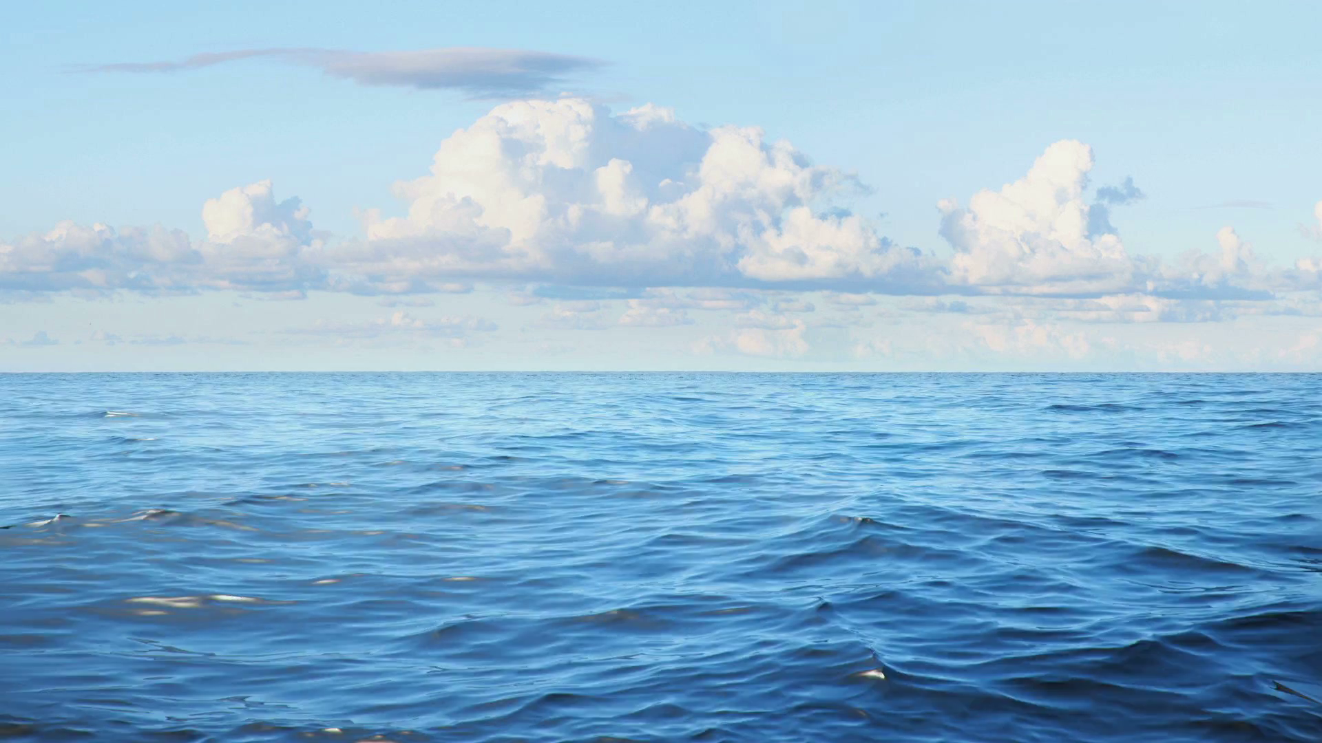 Looped 3d ocean animation - Beautiful sea with blue sky and clouds ...