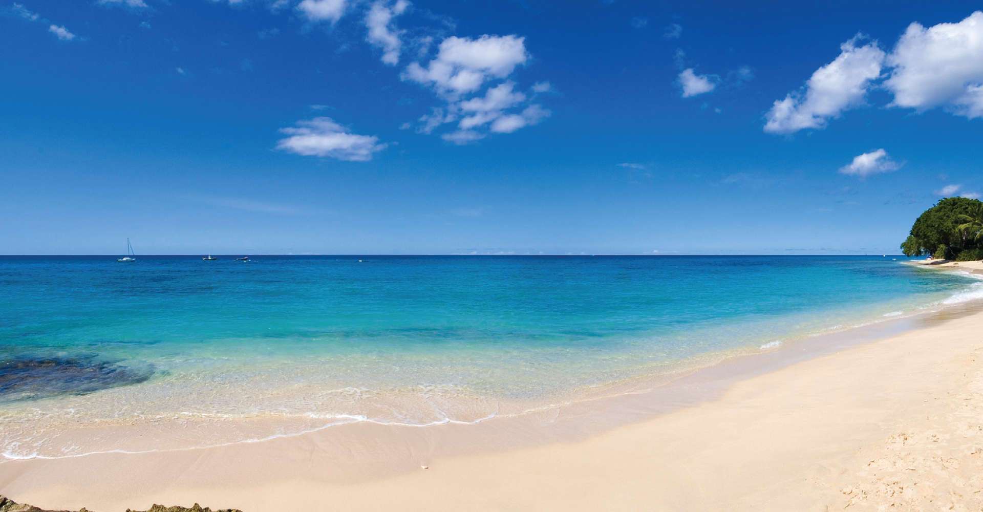 The West Coast - Paynes Bay • Location • Beach View Barbados