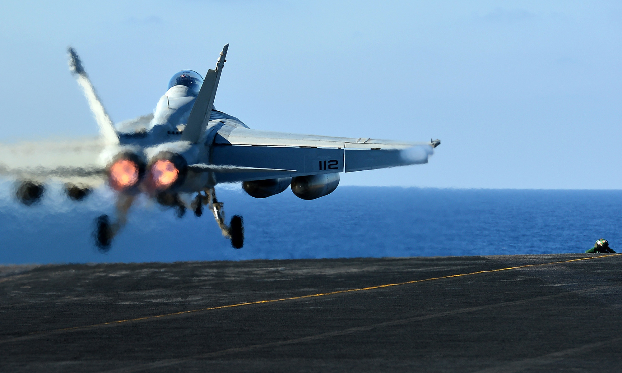 Can the U.S. Navy turn seawater into jet fuel? | HowStuffWorks
