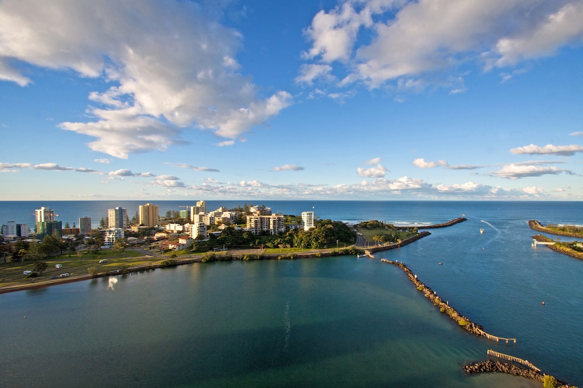 Seascape Penthouse 2401 - Stunning Views Holiday House Tweed Heads ...
