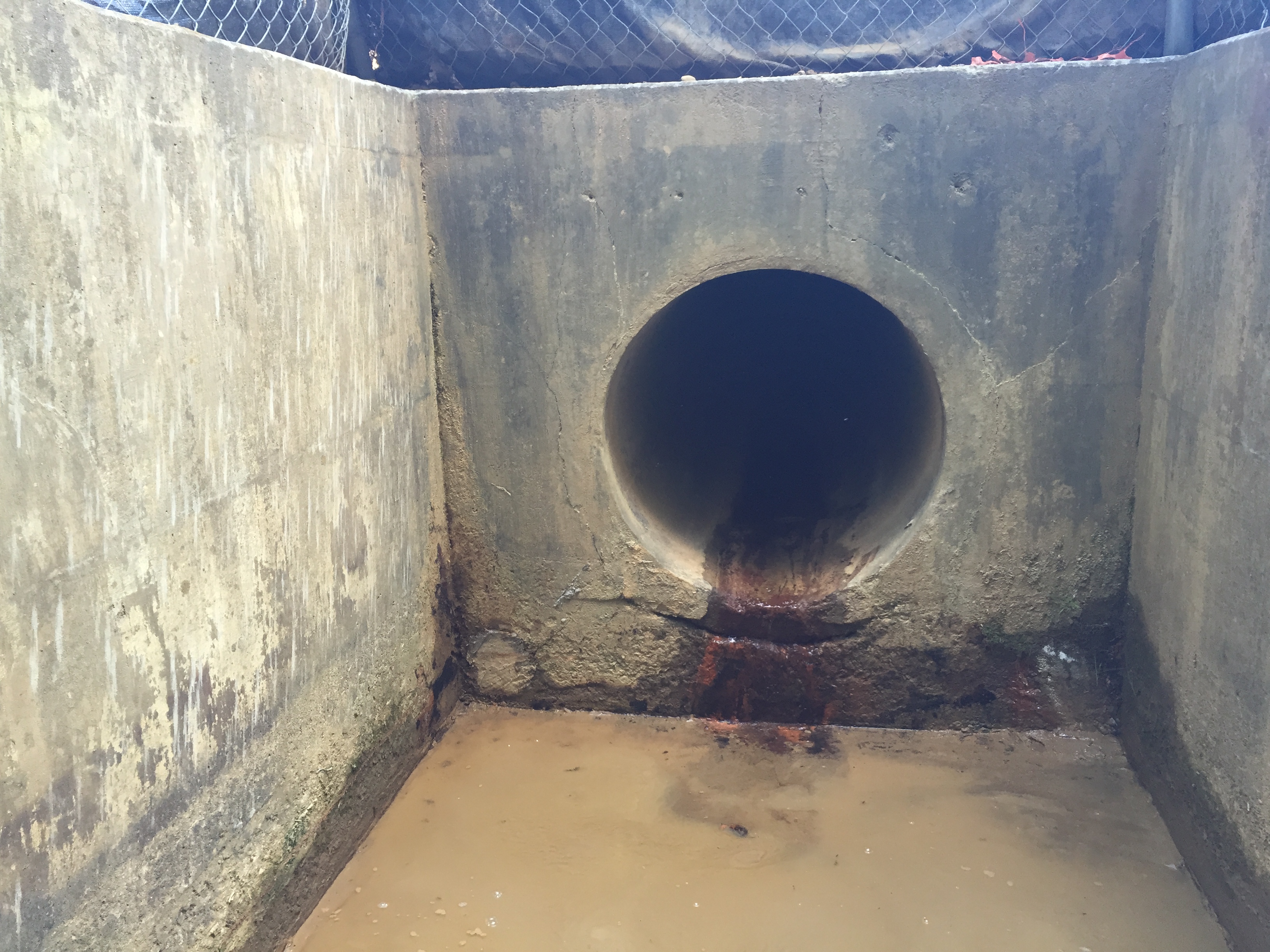 Dam Outfall Pipe Seep Grouting - CJGeo CJGeo