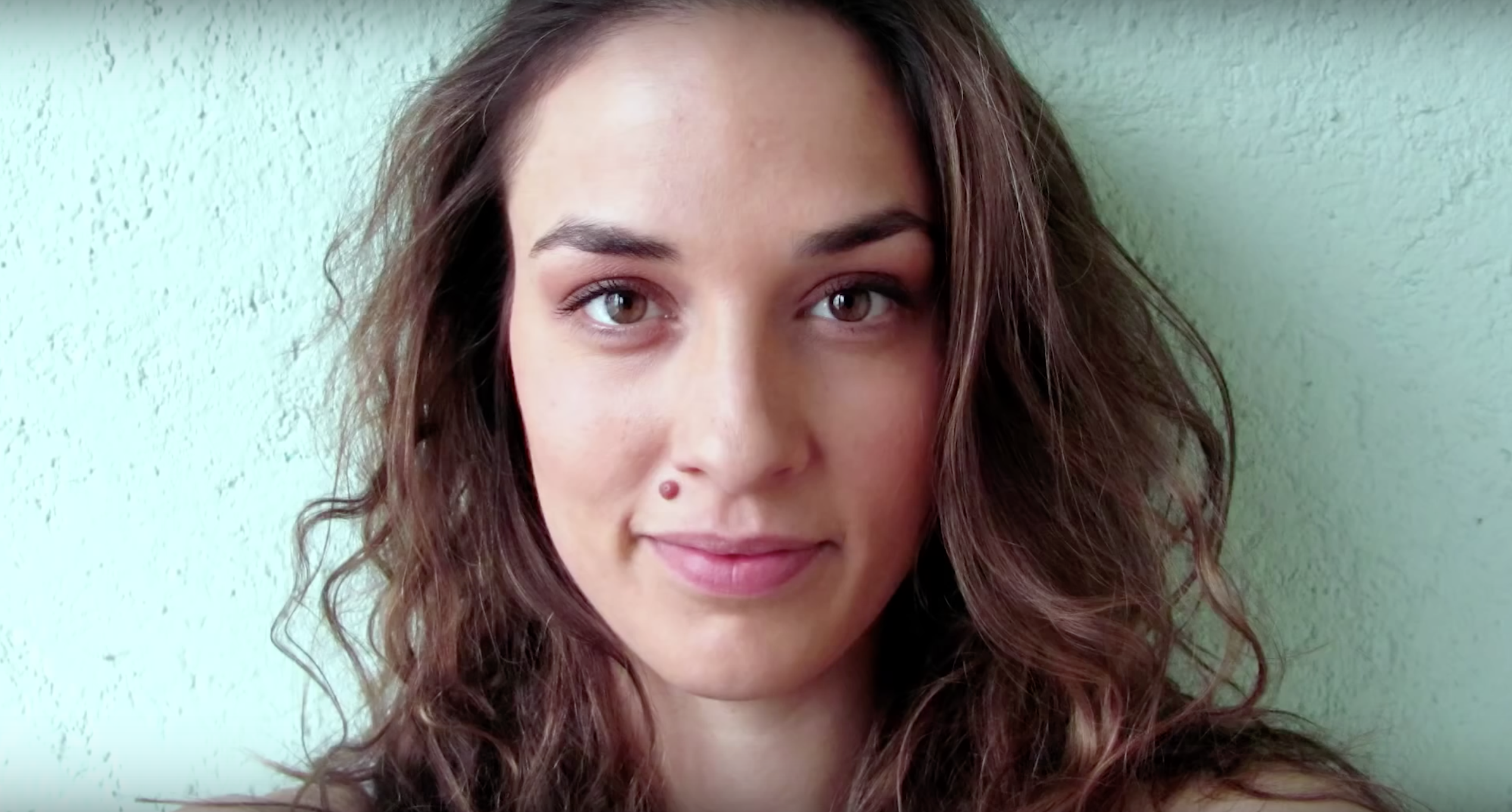 This Woman Snapped a Selfie Each Day for a Year – and the Message is ...