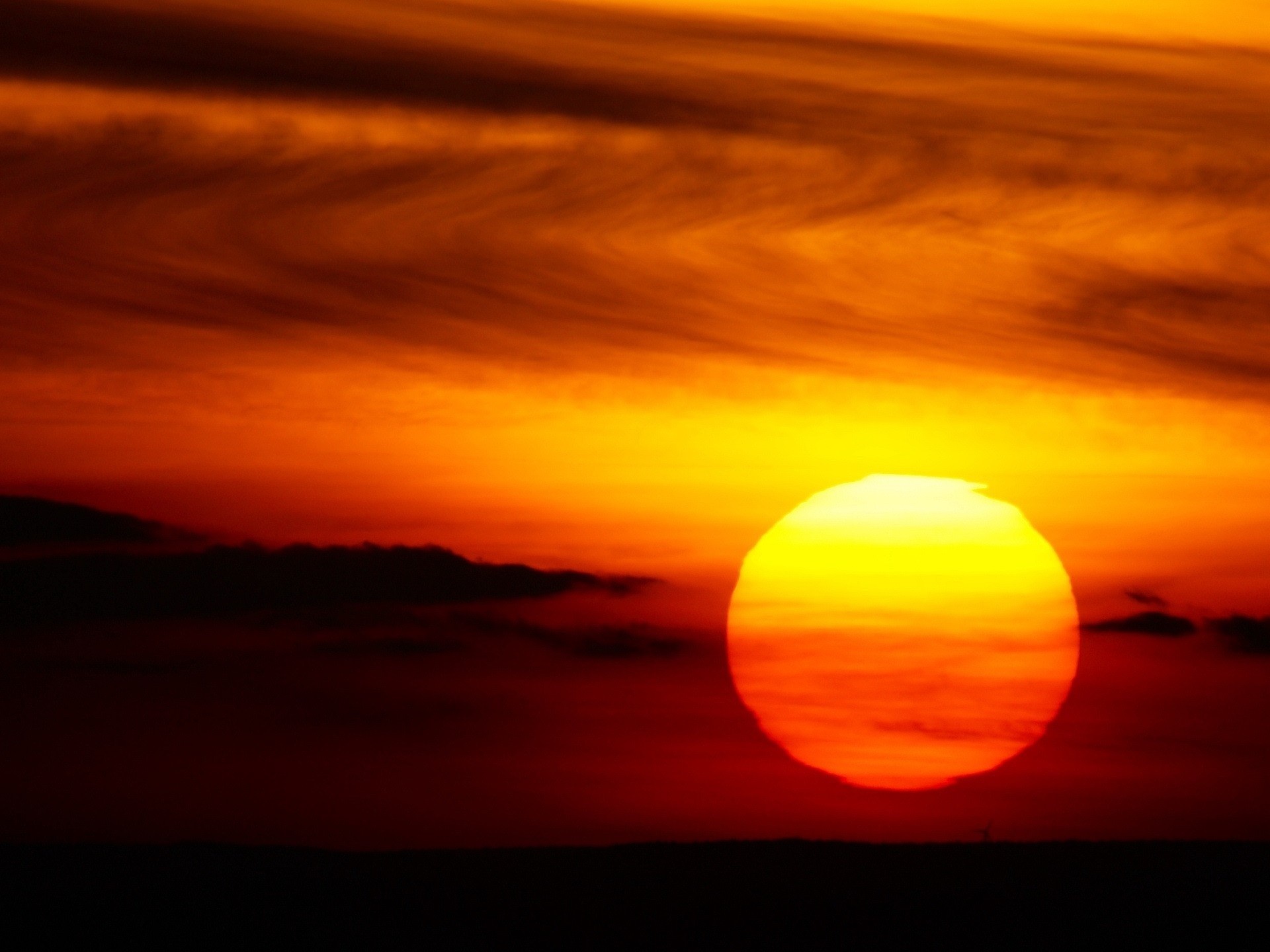 Sunrise Sunset: Big Setting Sun Red Nature Wallpaper For Galaxy S4 ...