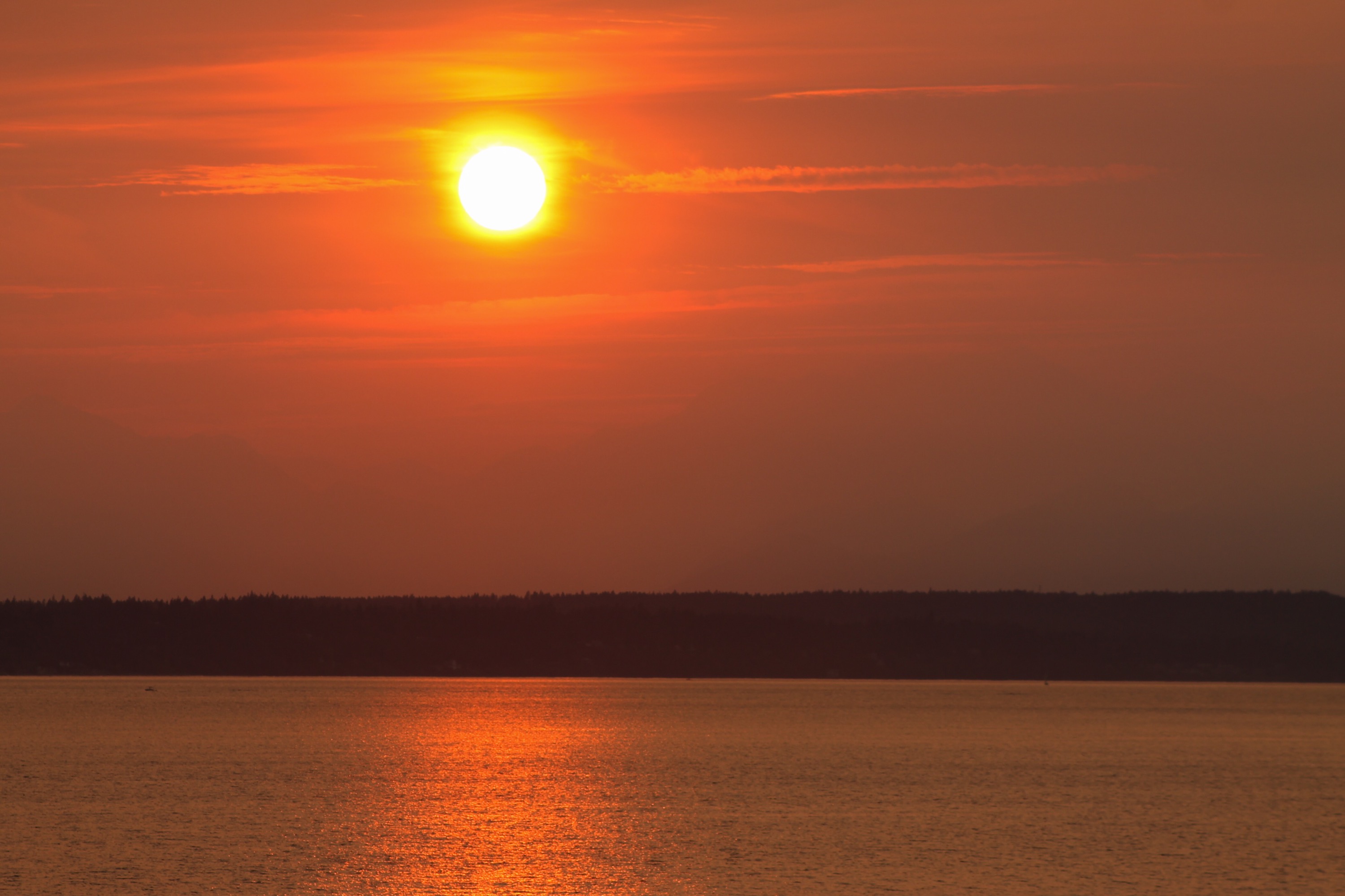 Pictures of Today 8/23/15, Setting Sun over the Hazy Sky ...