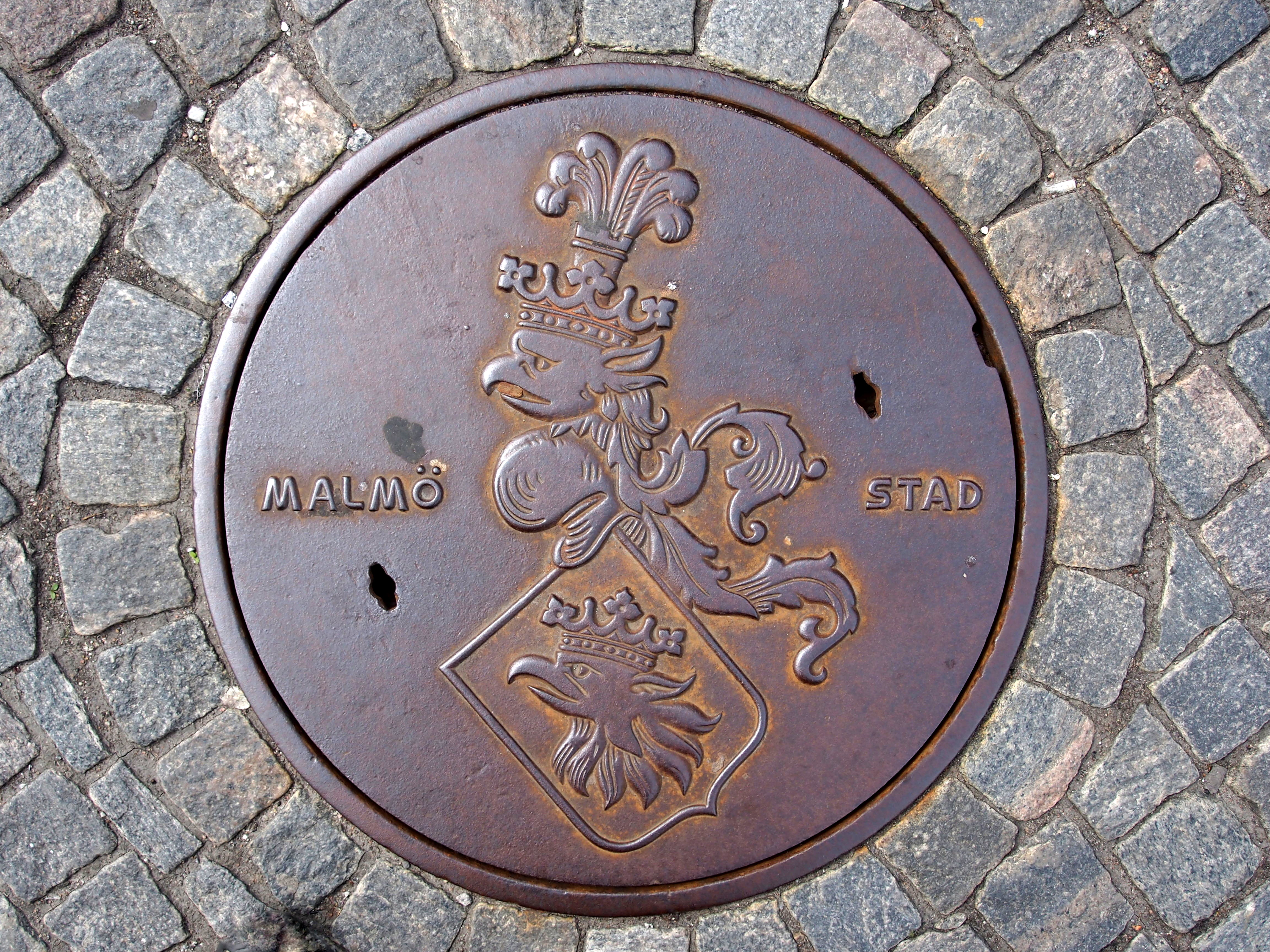 File:Sewer manhole lid in Malmo.JPG - Wikimedia Commons