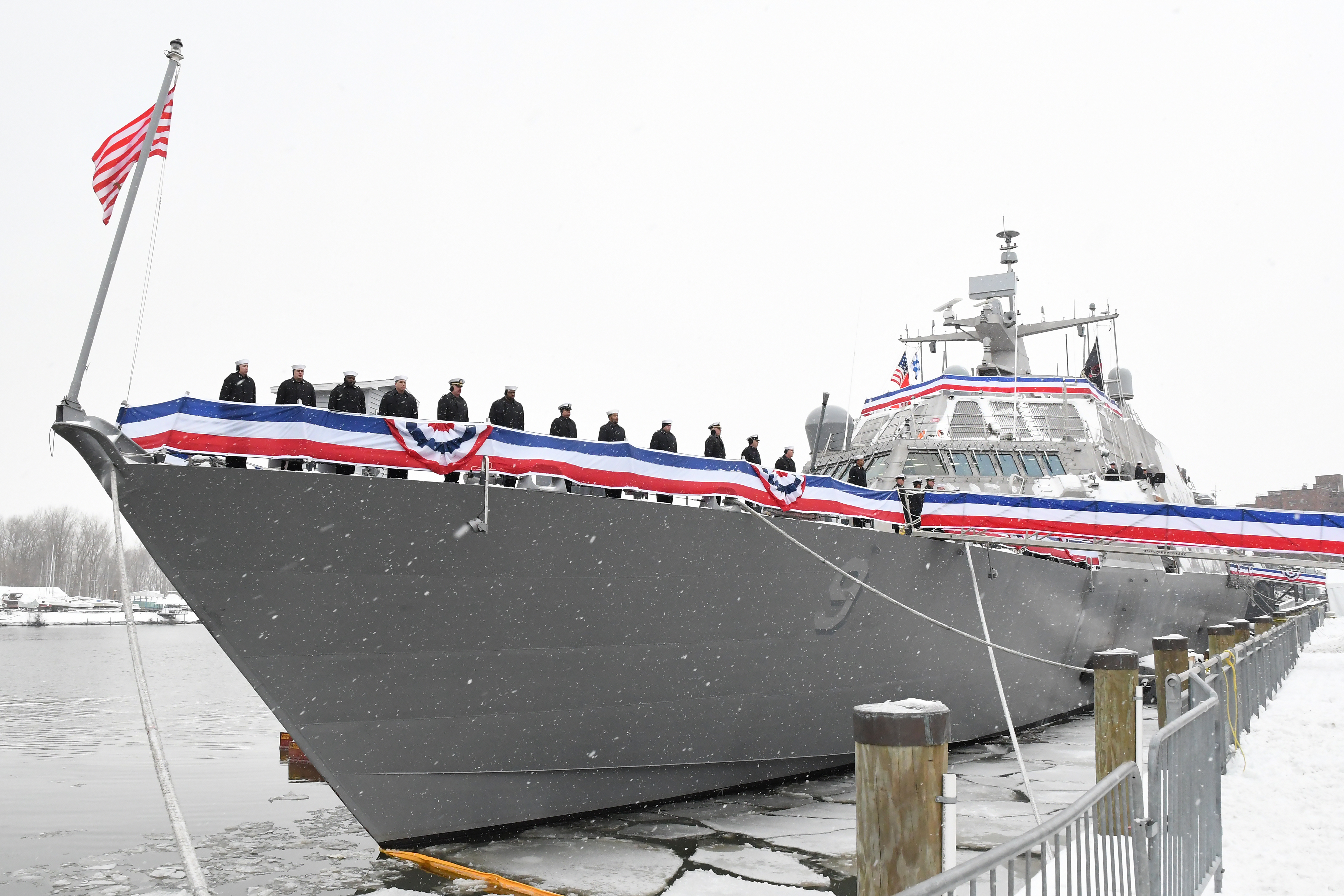 USS Little Rock Stuck in Montreal, Ship Might Not Leave Until Spring ...