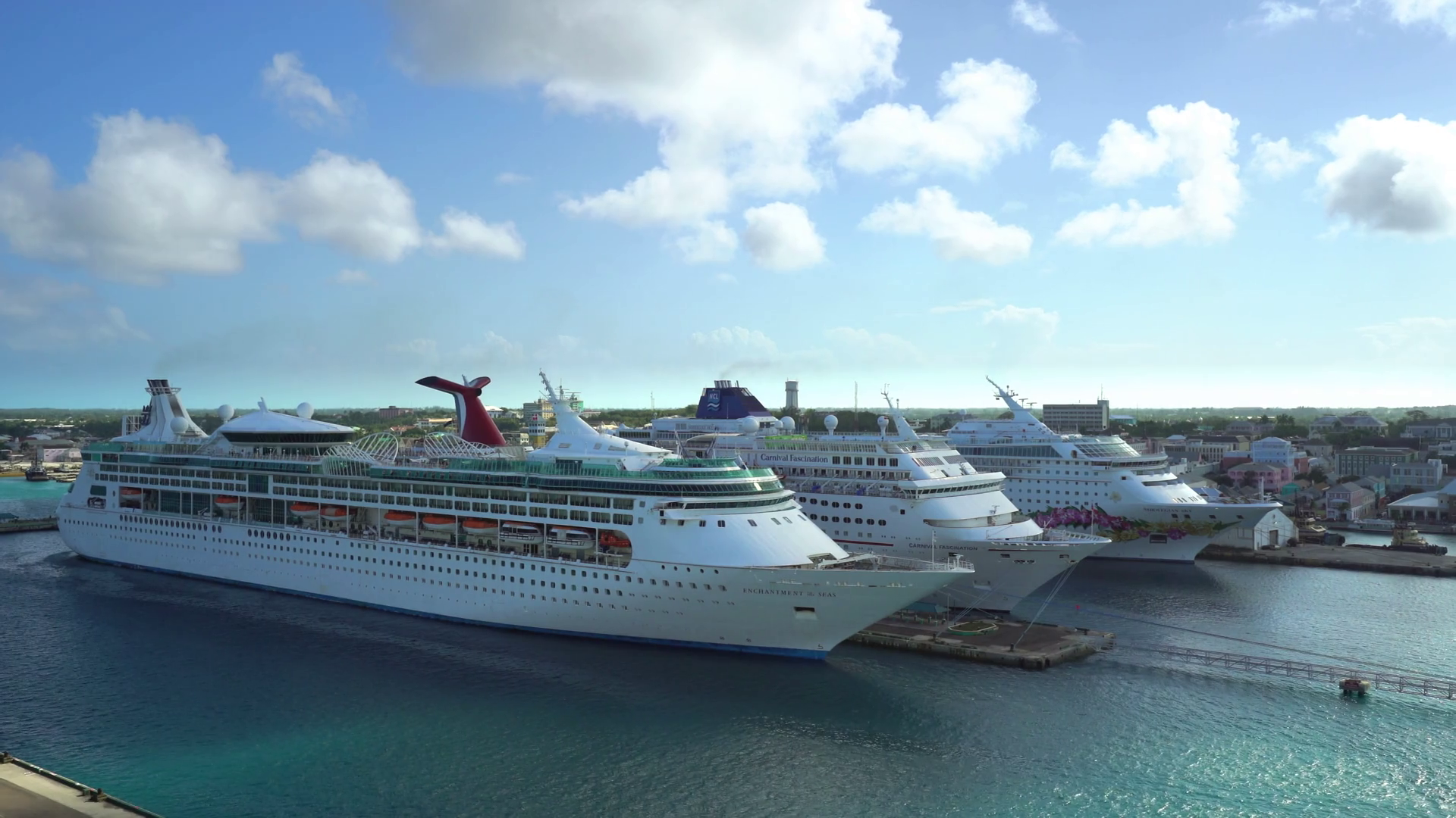 Docked cruise ships in port of Nassau - Bahamas, Nassau harbor Stock ...