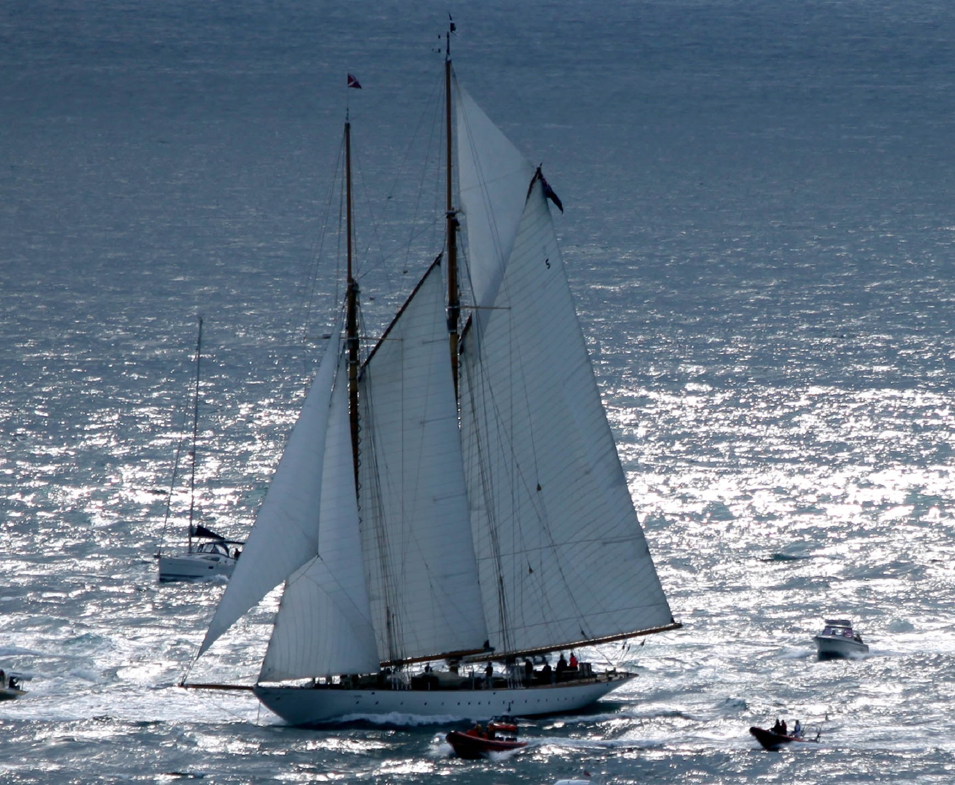 Ship sailing in the ocean photo