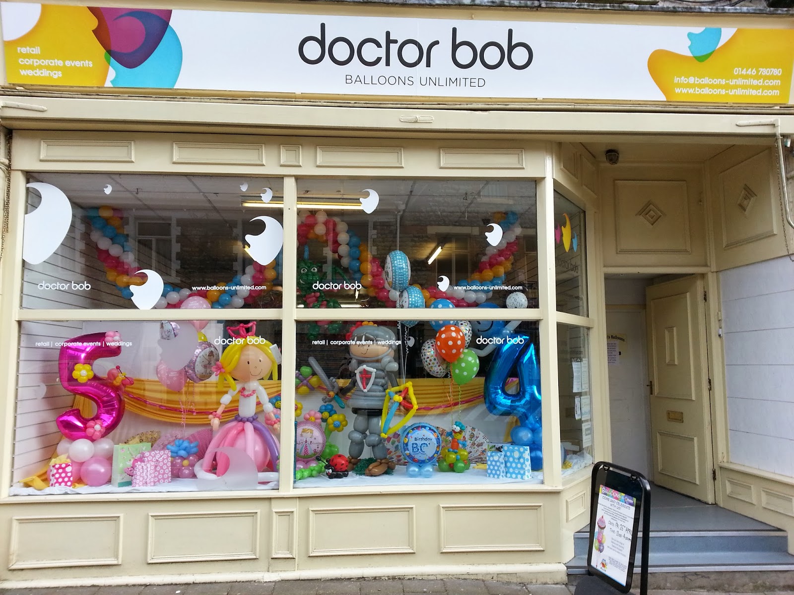 The Very Best Balloon Blog: 'Your store window is your face'... some ...