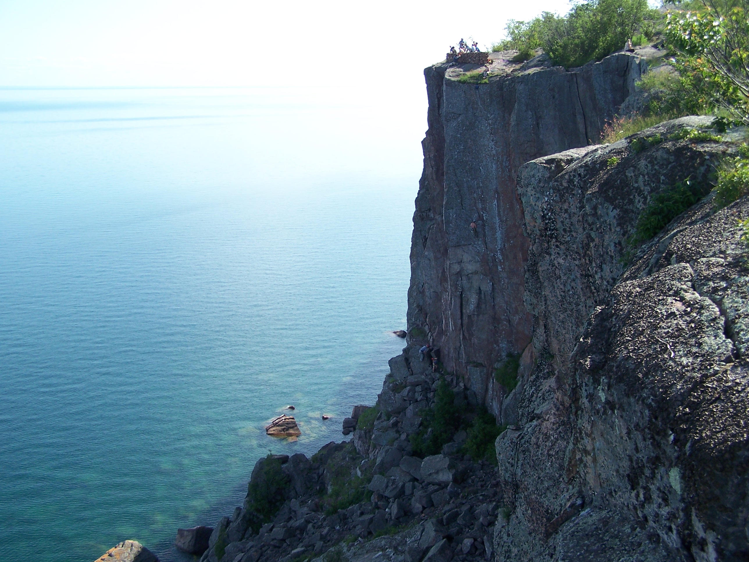 Rock Climbing at the Palisade Head cliffs. Lake Superior's north ...