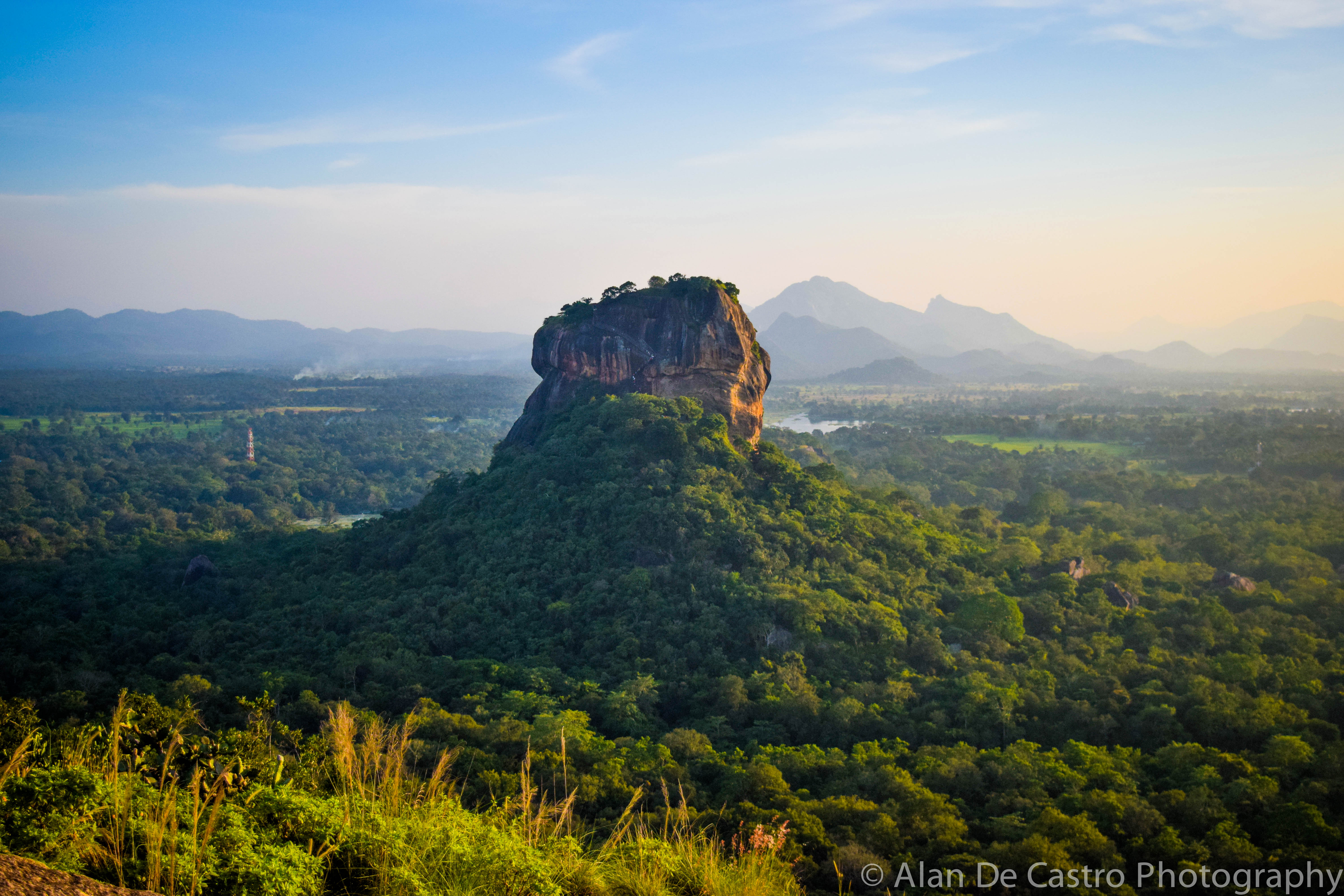 Sigiriya Rock - One day | Lanka Safe Journey