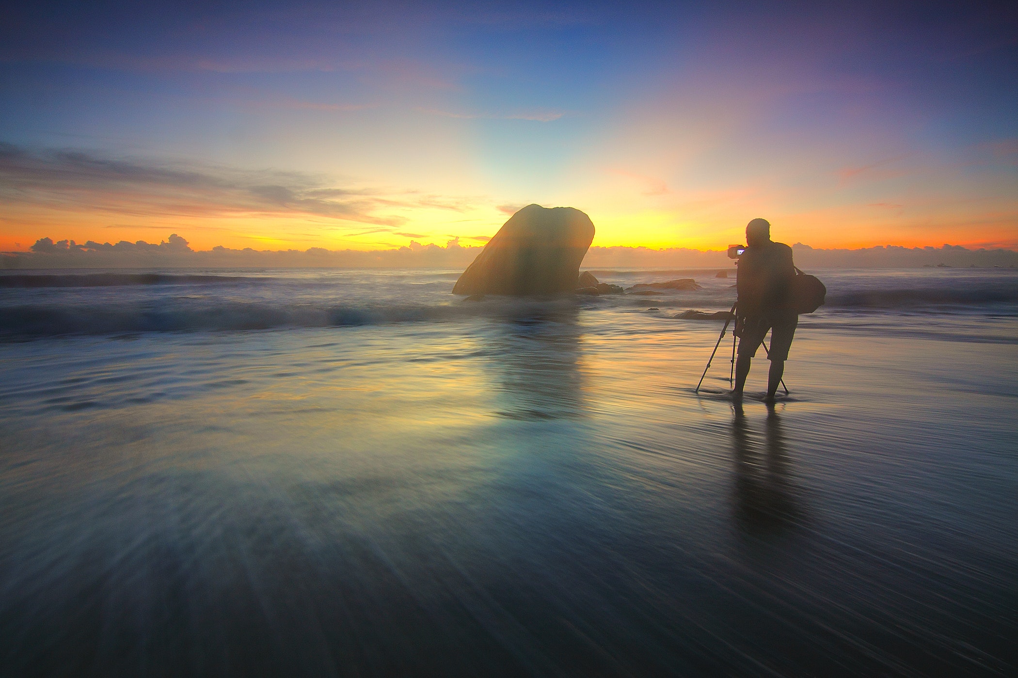 Silhouette Photography of Person on Seashore, Beach, Boulder, Dawn, Dusk, HQ Photo