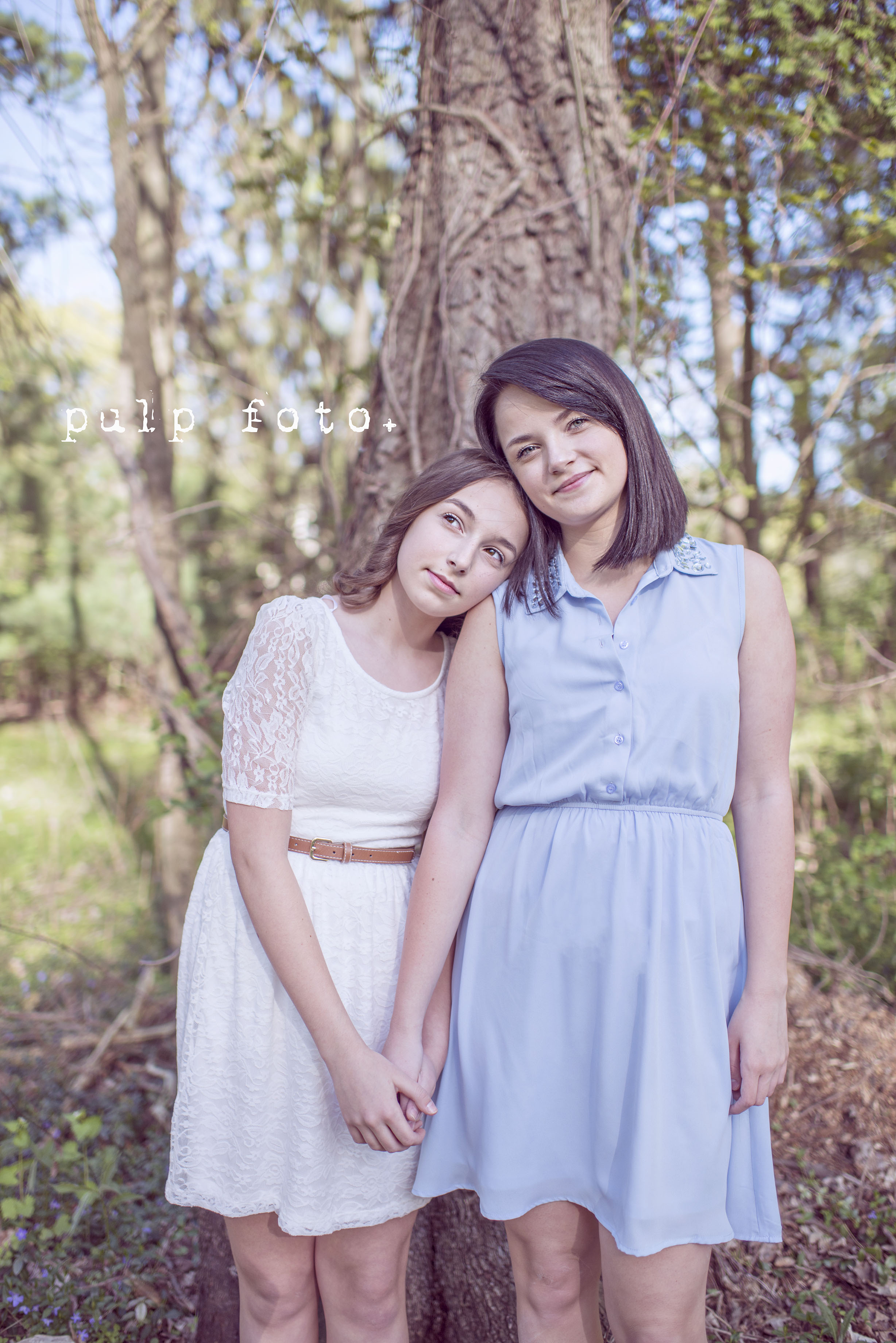 sisters pose. photography pulpfoto.com | Anne Spires Photography ...