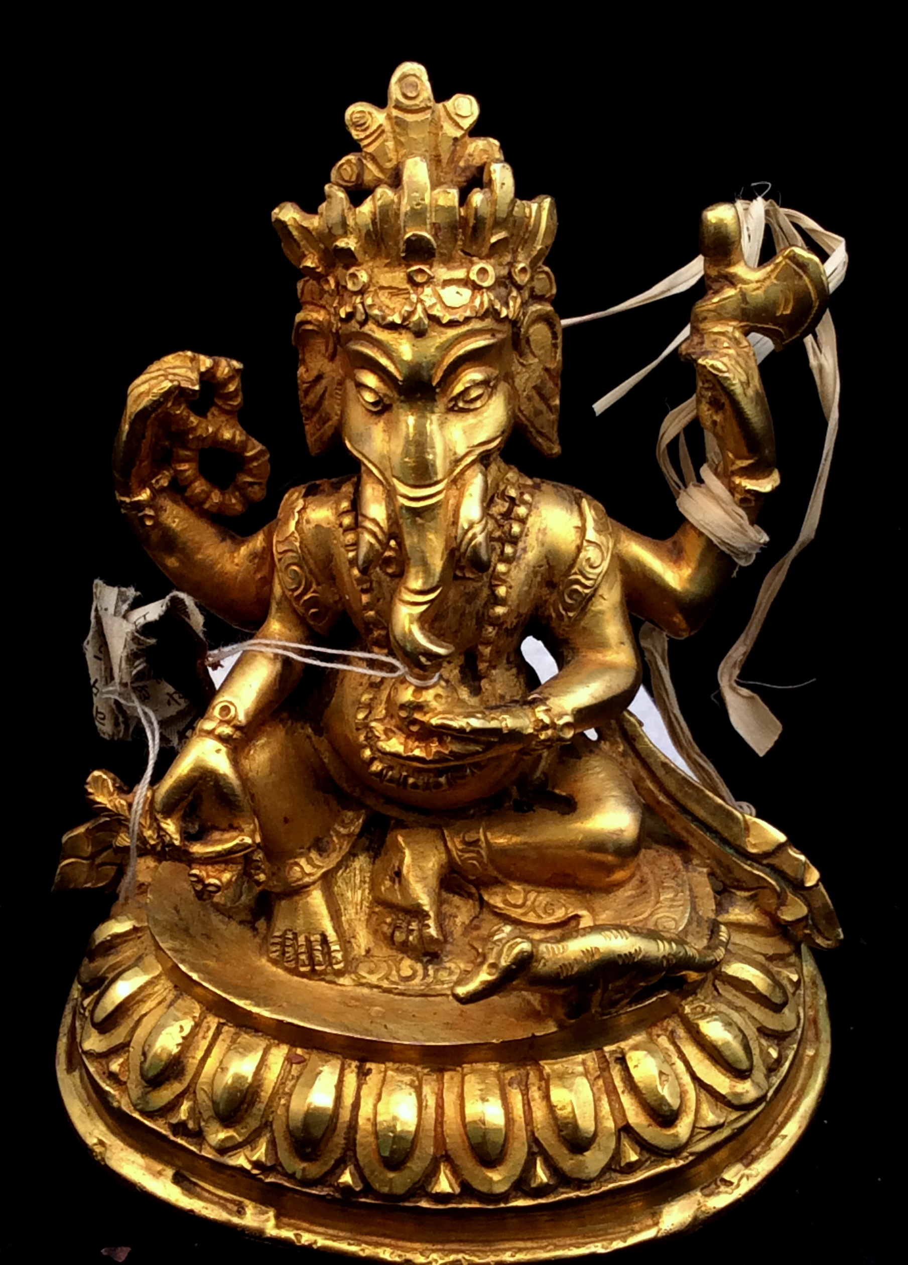 Gold Tibetan Buddhist Ganesha Elephant Deity Statue Small - White Conch