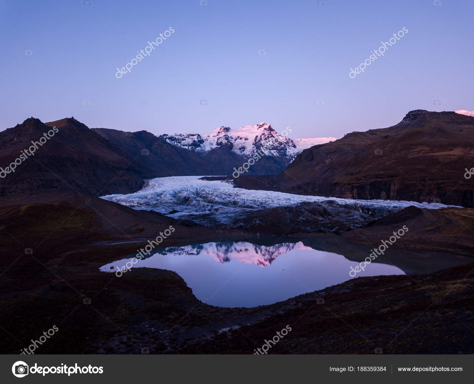 Mountains, glacier and glacial lake Morsarlon in Skaftafell National ...