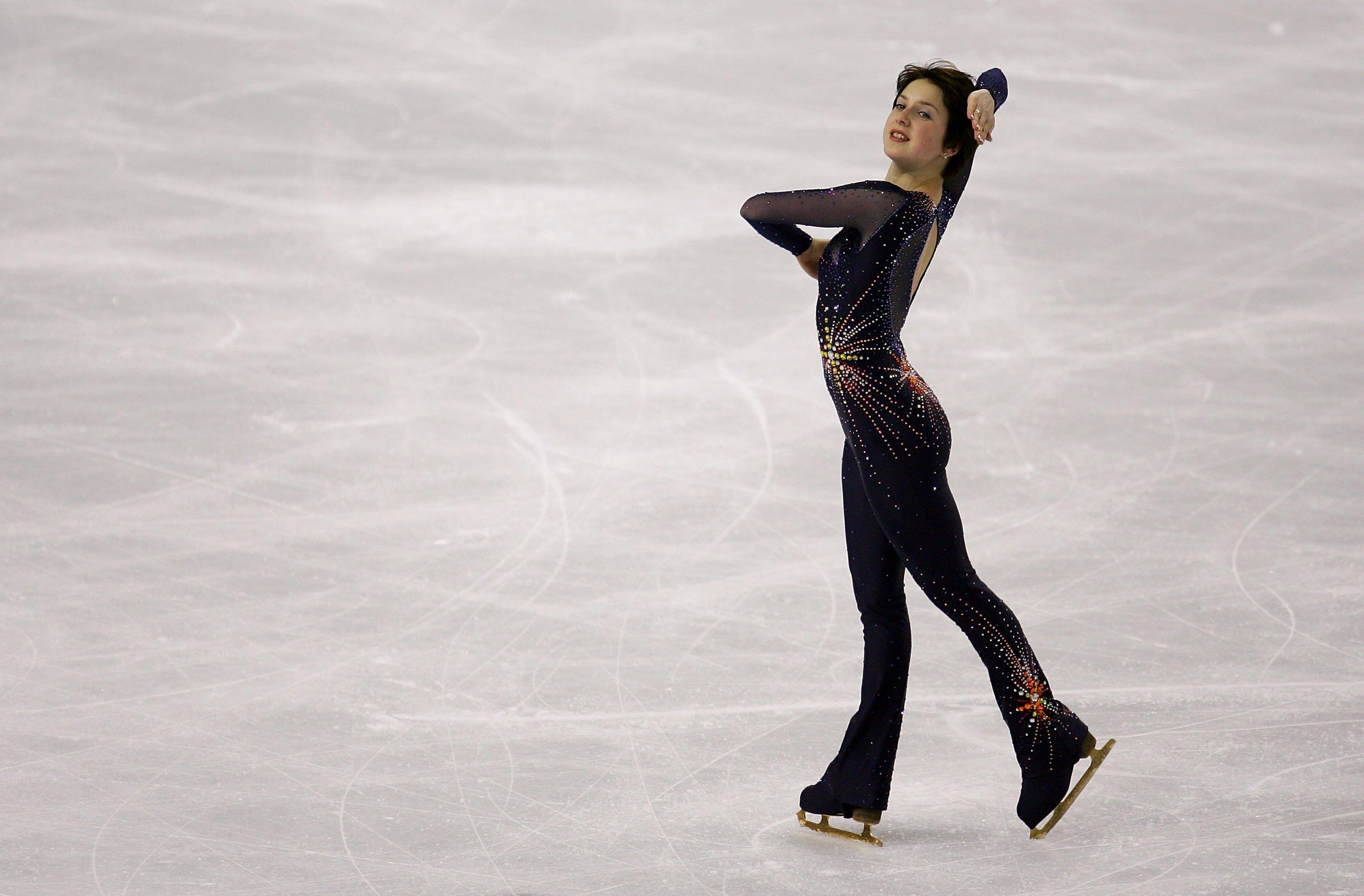 This French figure skater may not have won a medal, but her pants ...