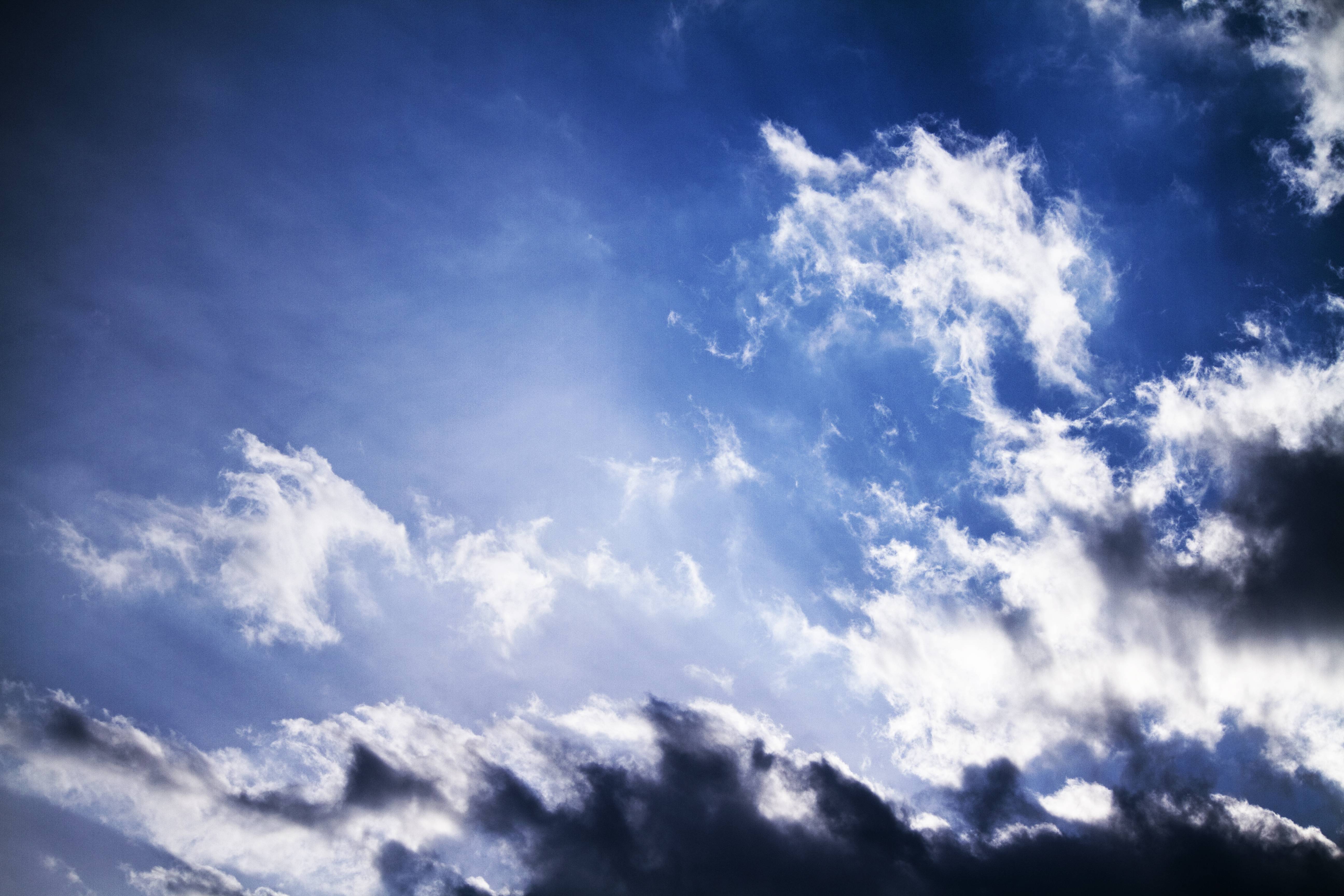 MichaelPocketList: High contrast summer sky and clouds [5184x3456][OC]