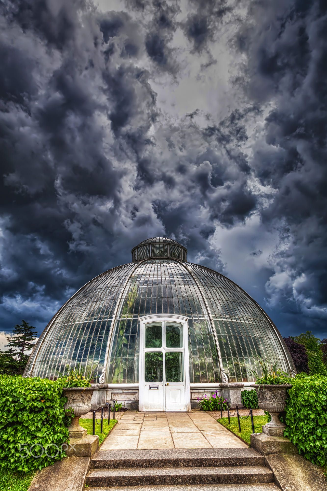 victorian greenhouse in Kew Gardens, London, UK | Greenhouses Galore ...