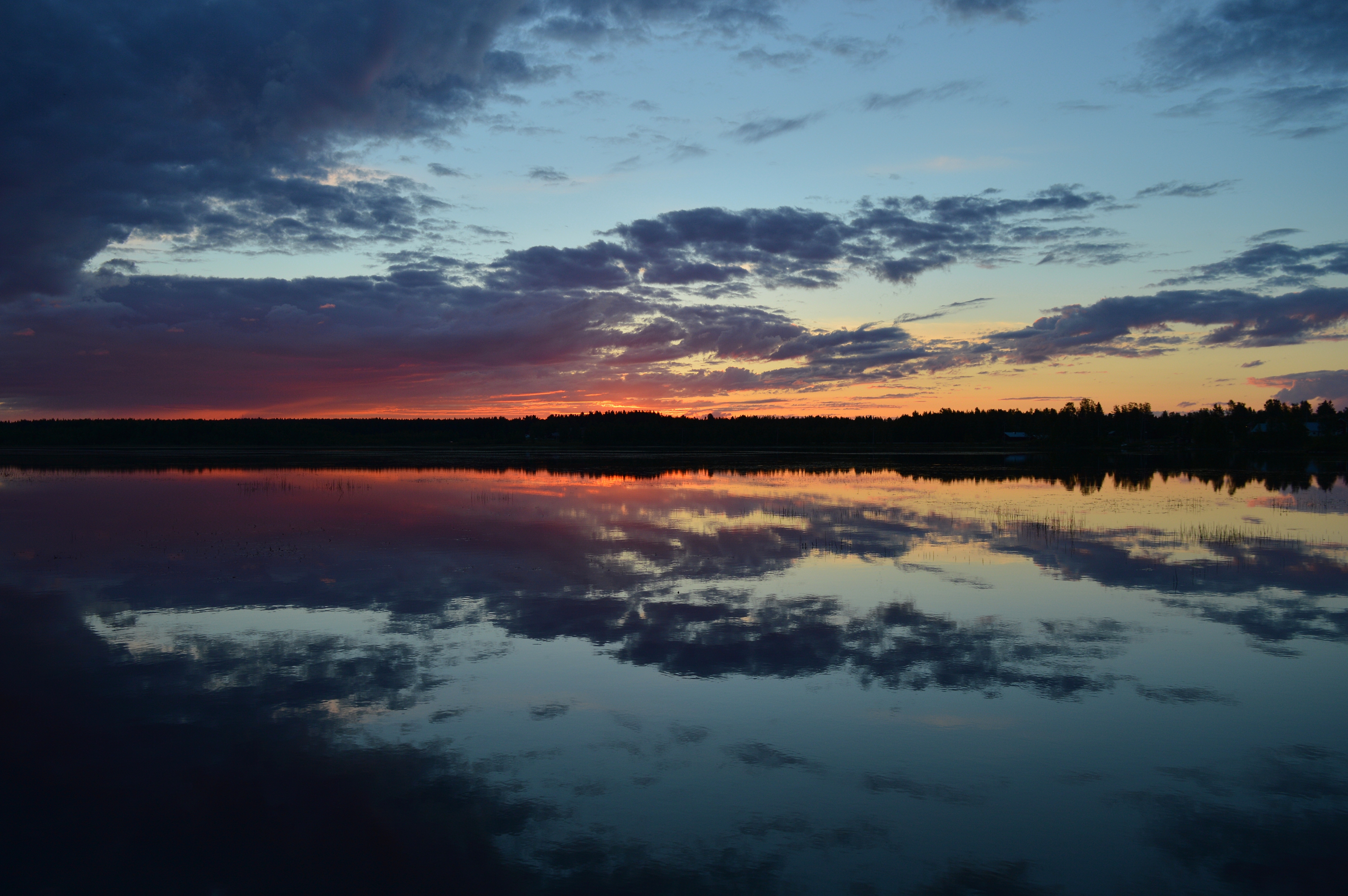 Midsummer sky in northern Sweden. Pitea by SwedishRoyalGuard on ...