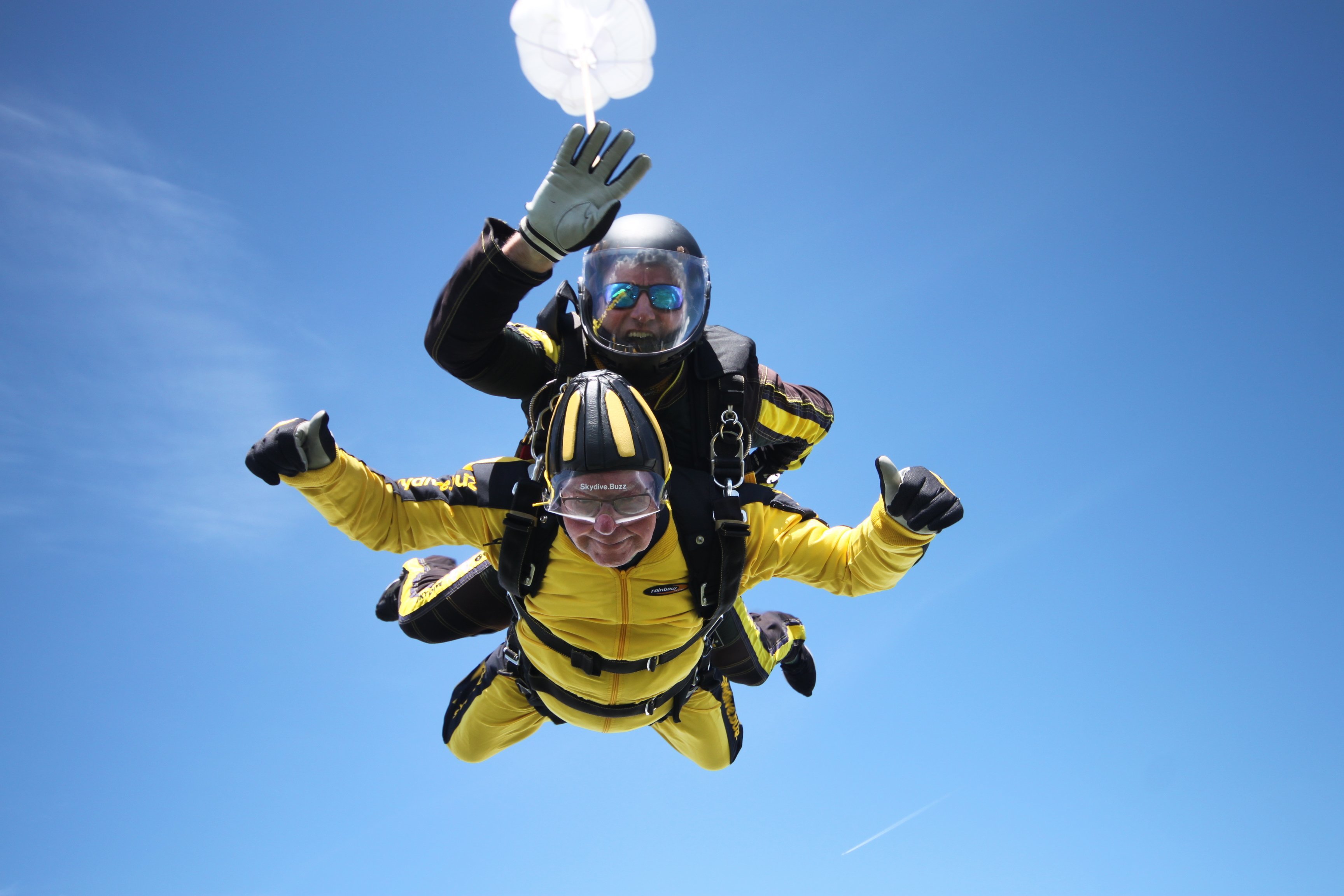 101-Year-Old 'Daredevil' From England Sets New Skydiving Record | KTLA
