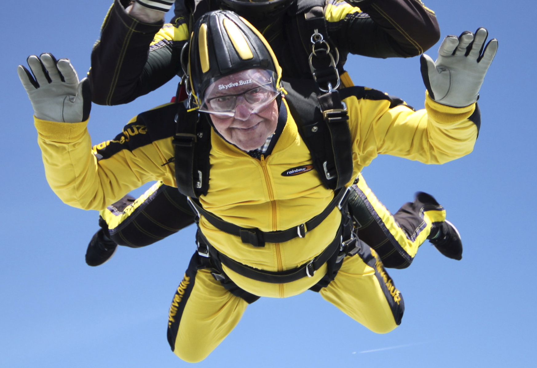101-Year-Old D-Day Veteran Becomes World's Oldest Skydiver