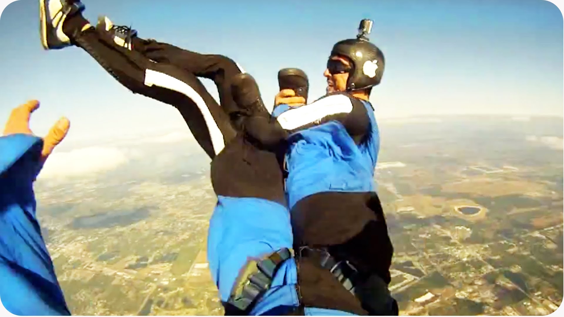 Skydiver Loses a Shoe | Pranked at 13,000 Feet - YouTube