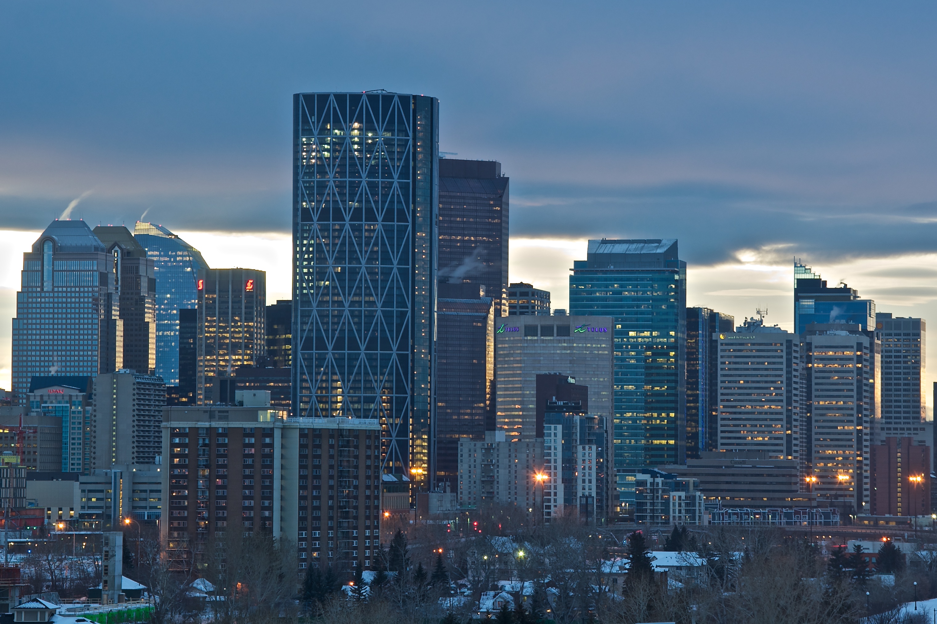 File:Calgary skyline 2012.jpg - Wikimedia Commons