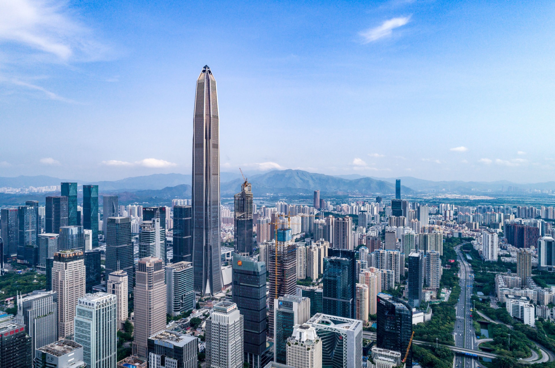 New record for skyscrapers: the CTBUH's 2017 report | Floornature