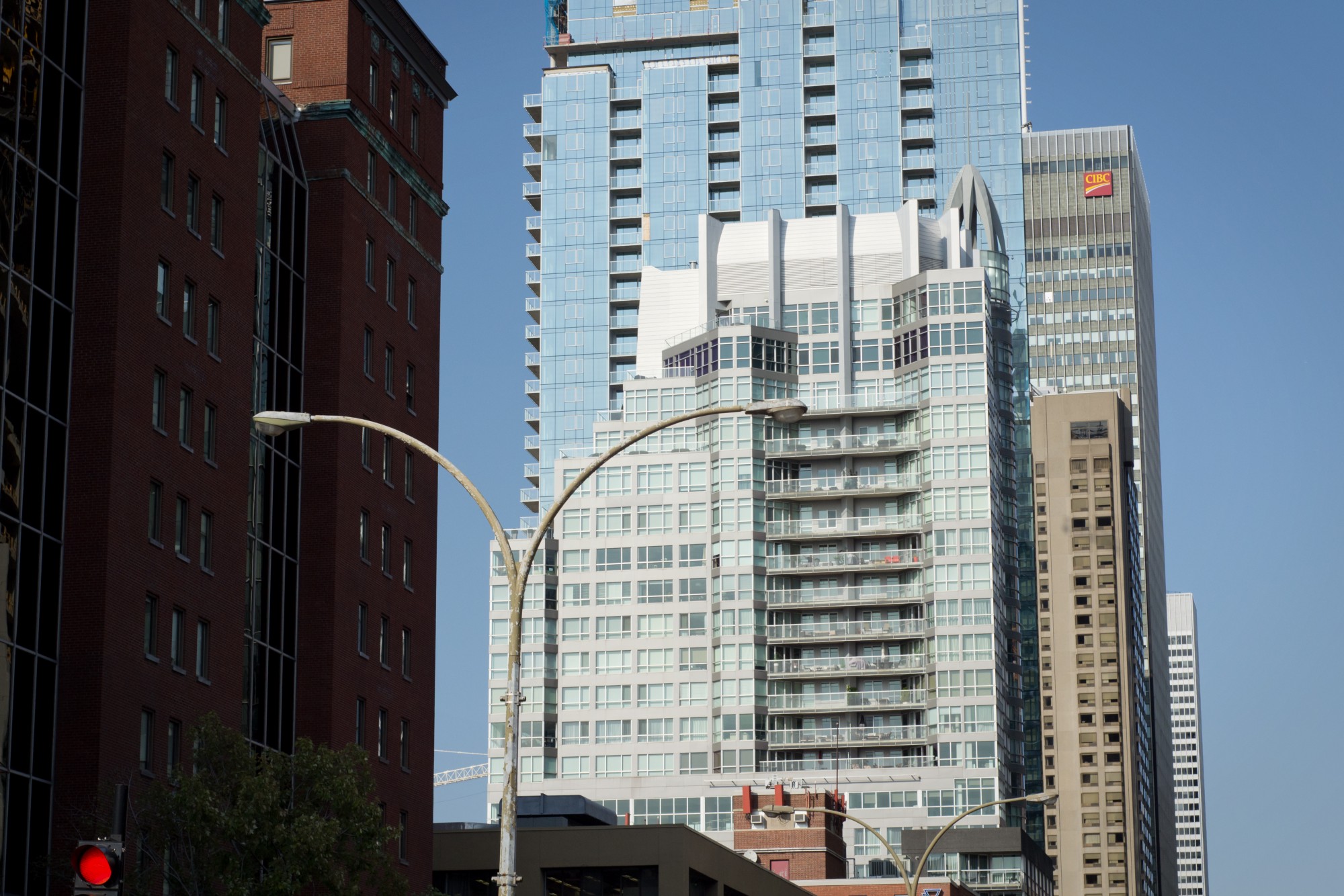 Skyscrapers of Montreal – autant de montréalais – Medium
