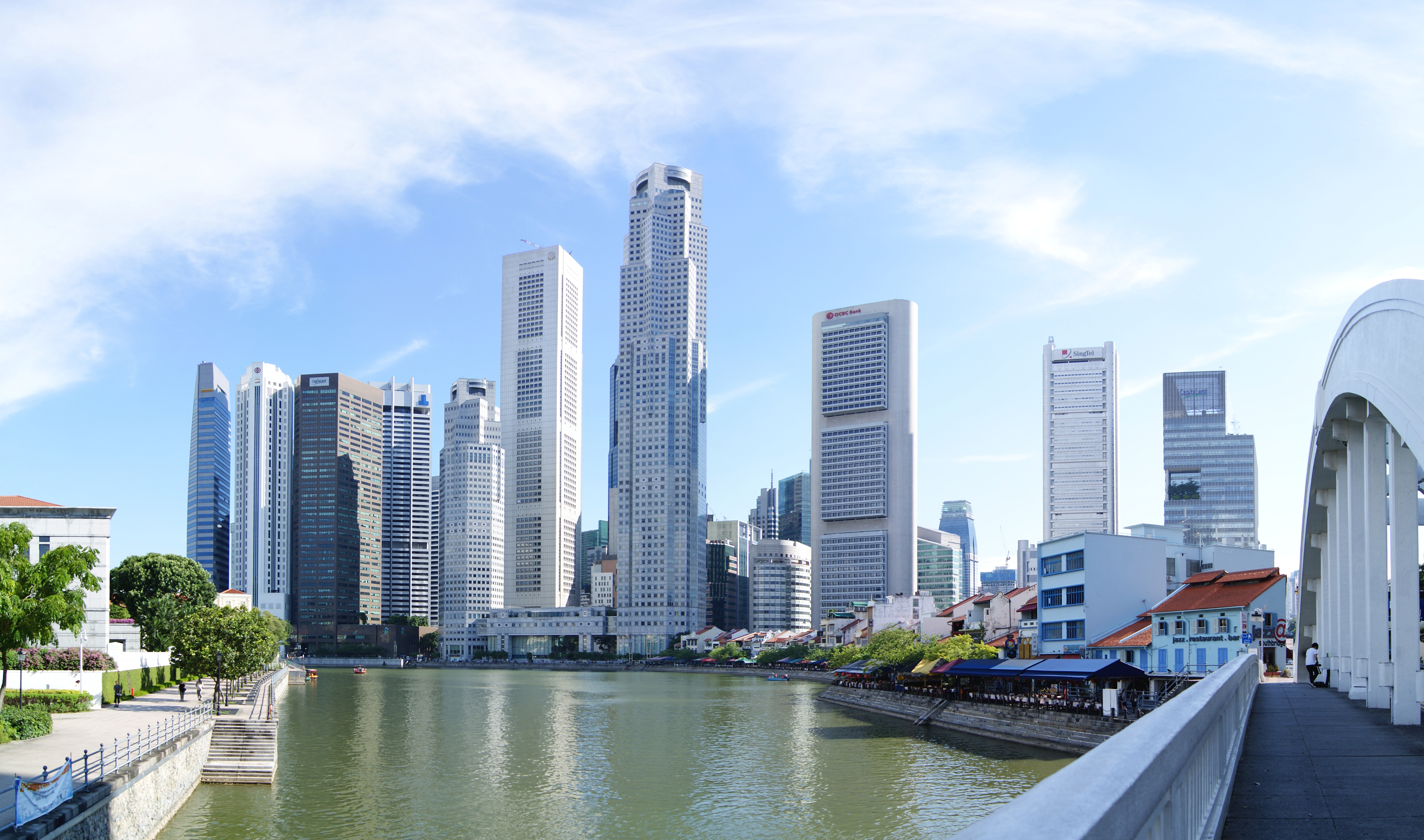 File:Skyscrapers near Singapore River.jpg - Wikimedia Commons