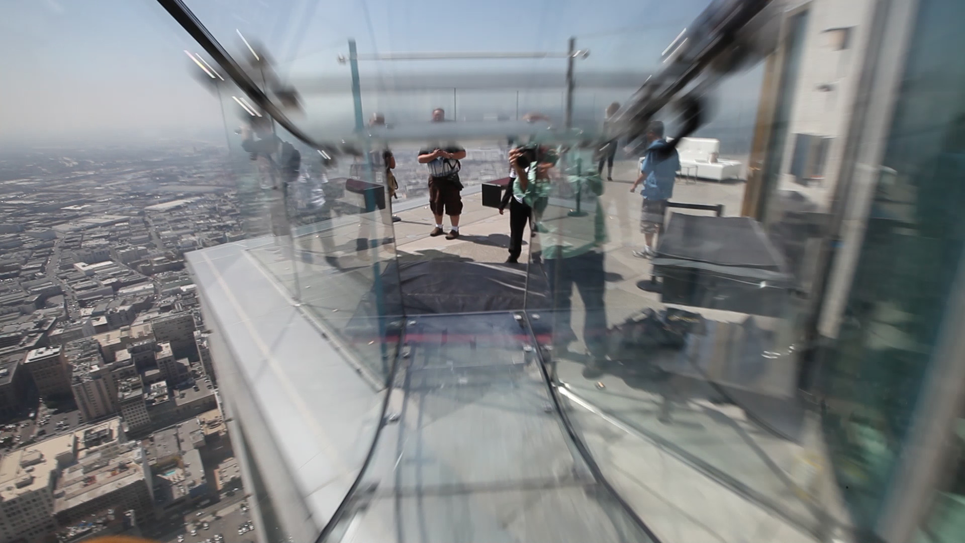 Ride the glass Skyslide at the US Bank Tower - LA Times