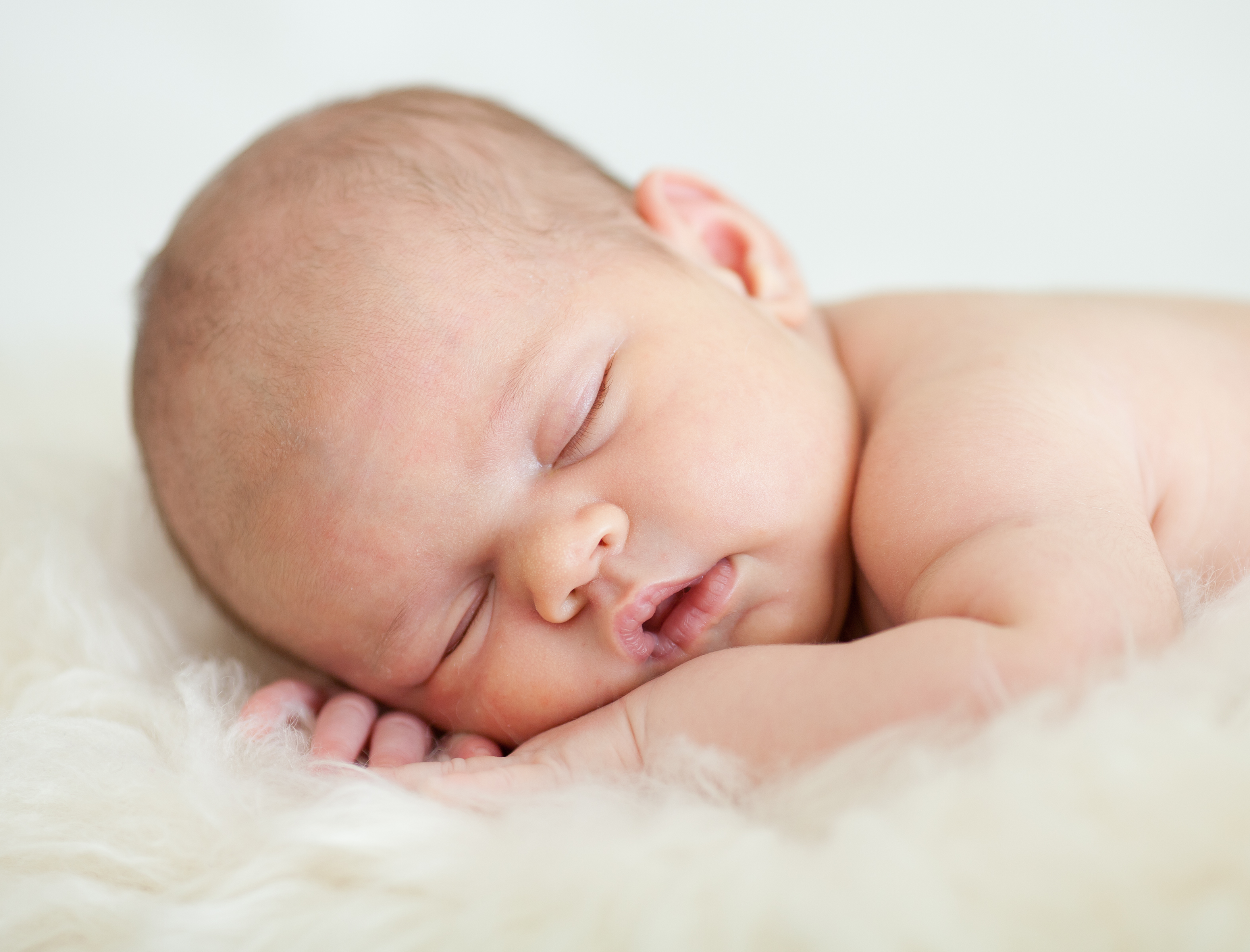 Top 11 Expert Baby Sleep Tips to Help Your Newborn Baby Sleep