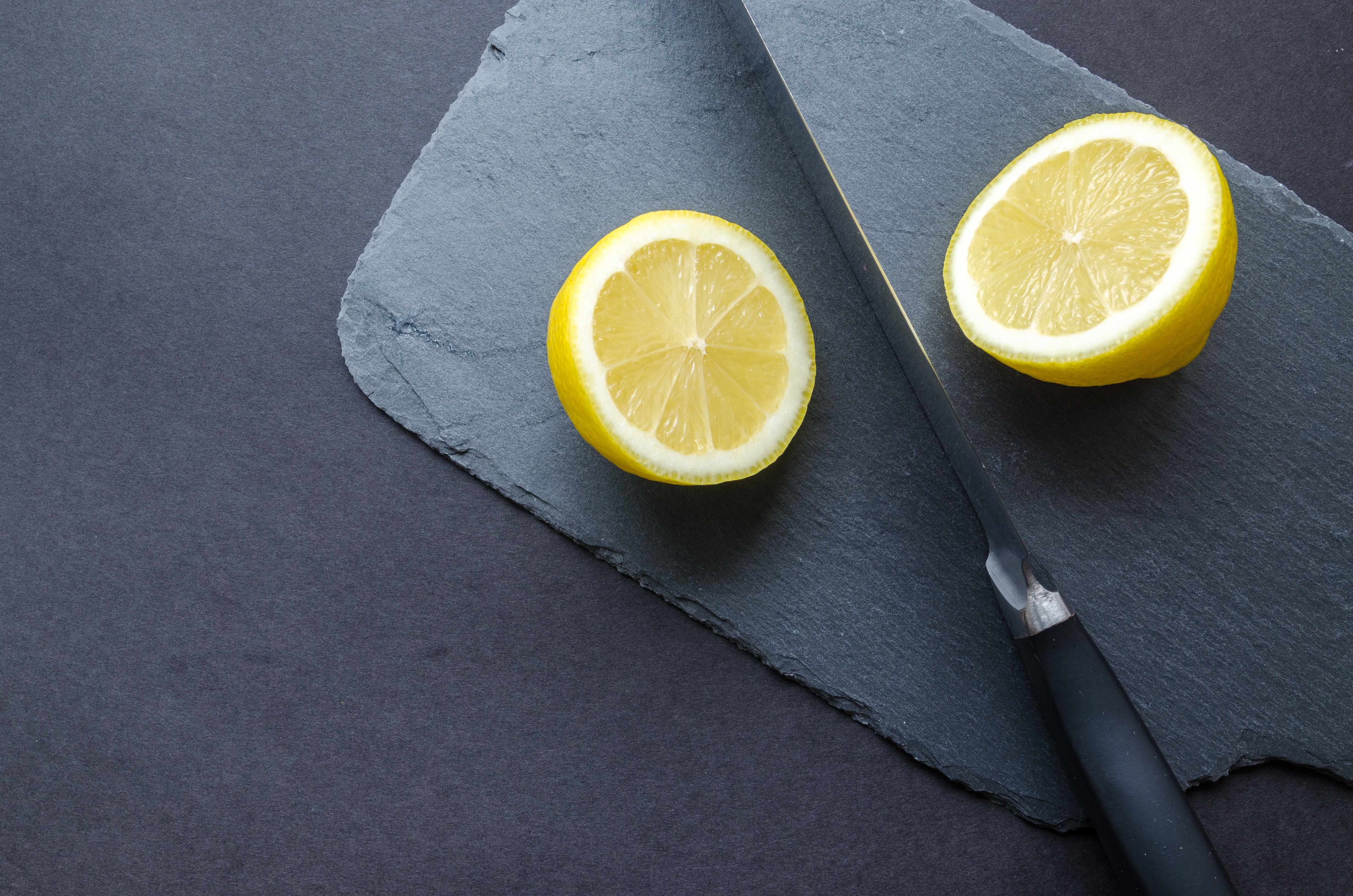 Sliced lemon photo