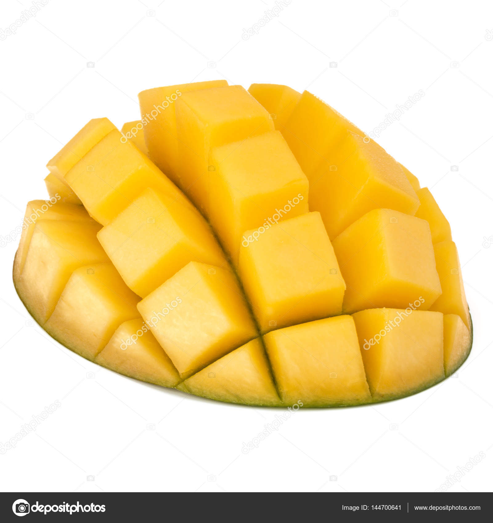 Sliced mango cubes — Stock Photo © natika #144700641
