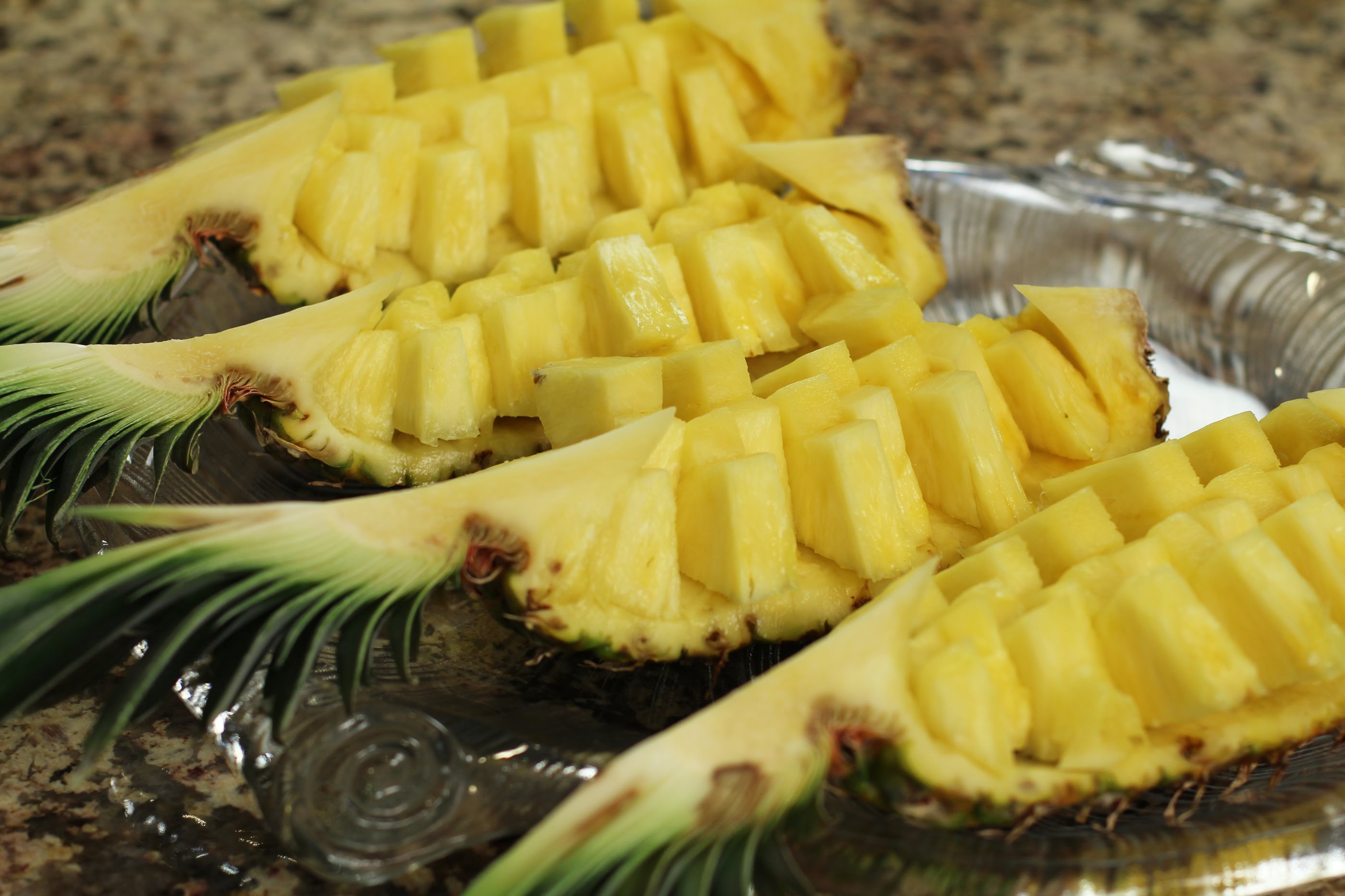 How To Cut A Pineapple Fruit Display Easily In 6 min. by Rockin ...