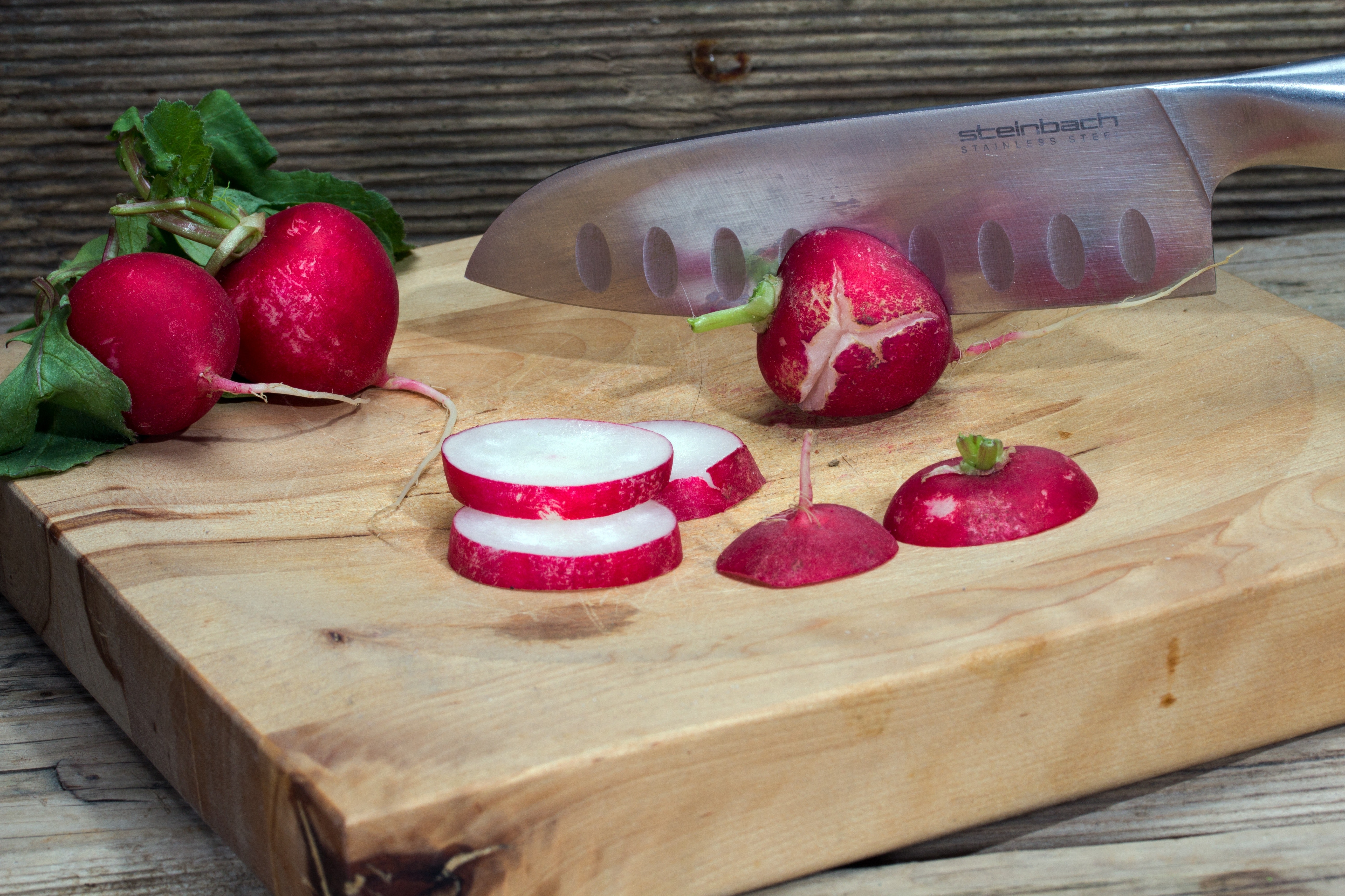 Sliced Radish on Brown Wooden Chopping Board, Board, Radishes, Wood, Vegetables, HQ Photo